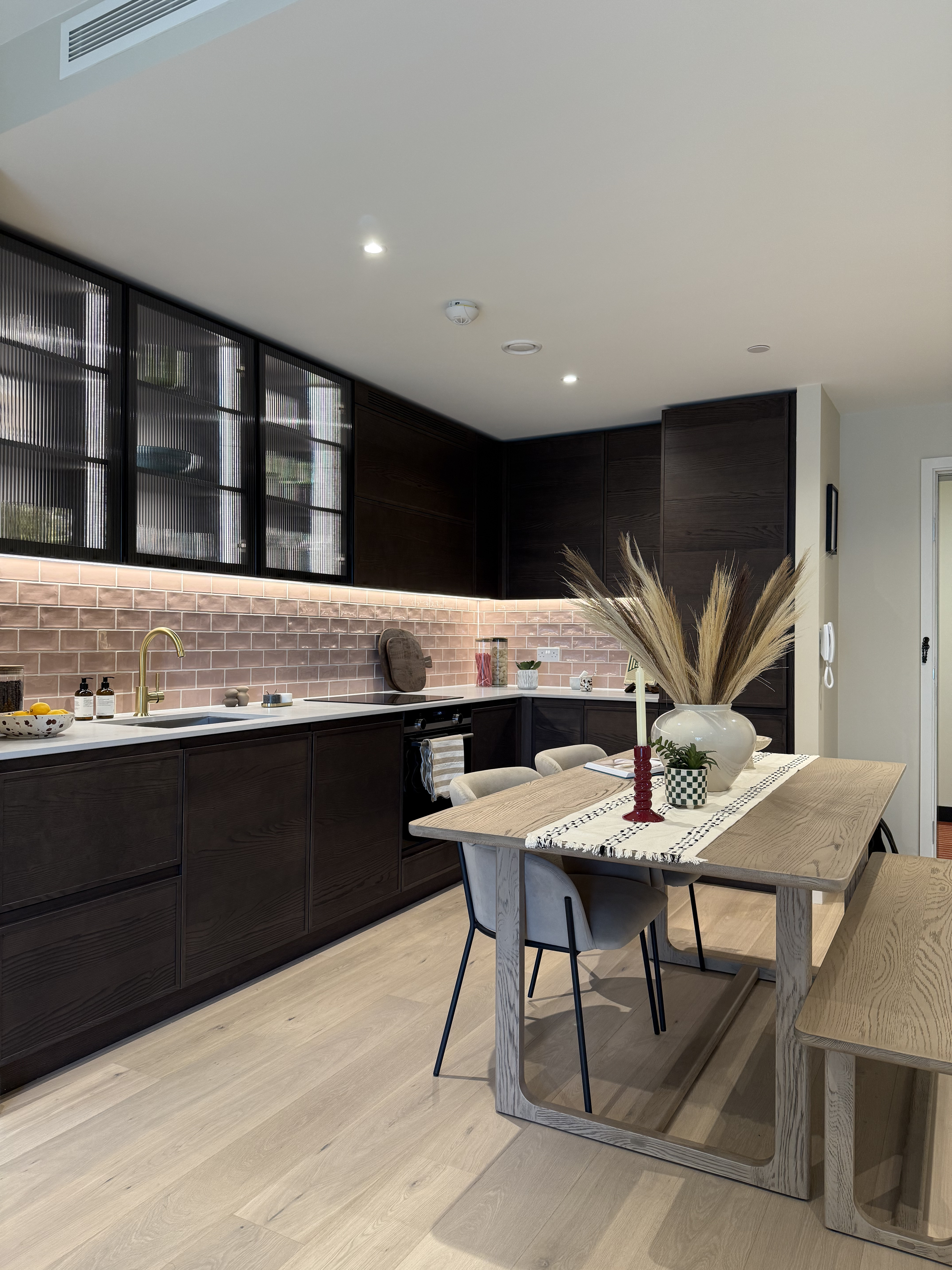 藍莎集團 - 英國樓盤、英國物業代理 | 英國買樓置業一站式服務