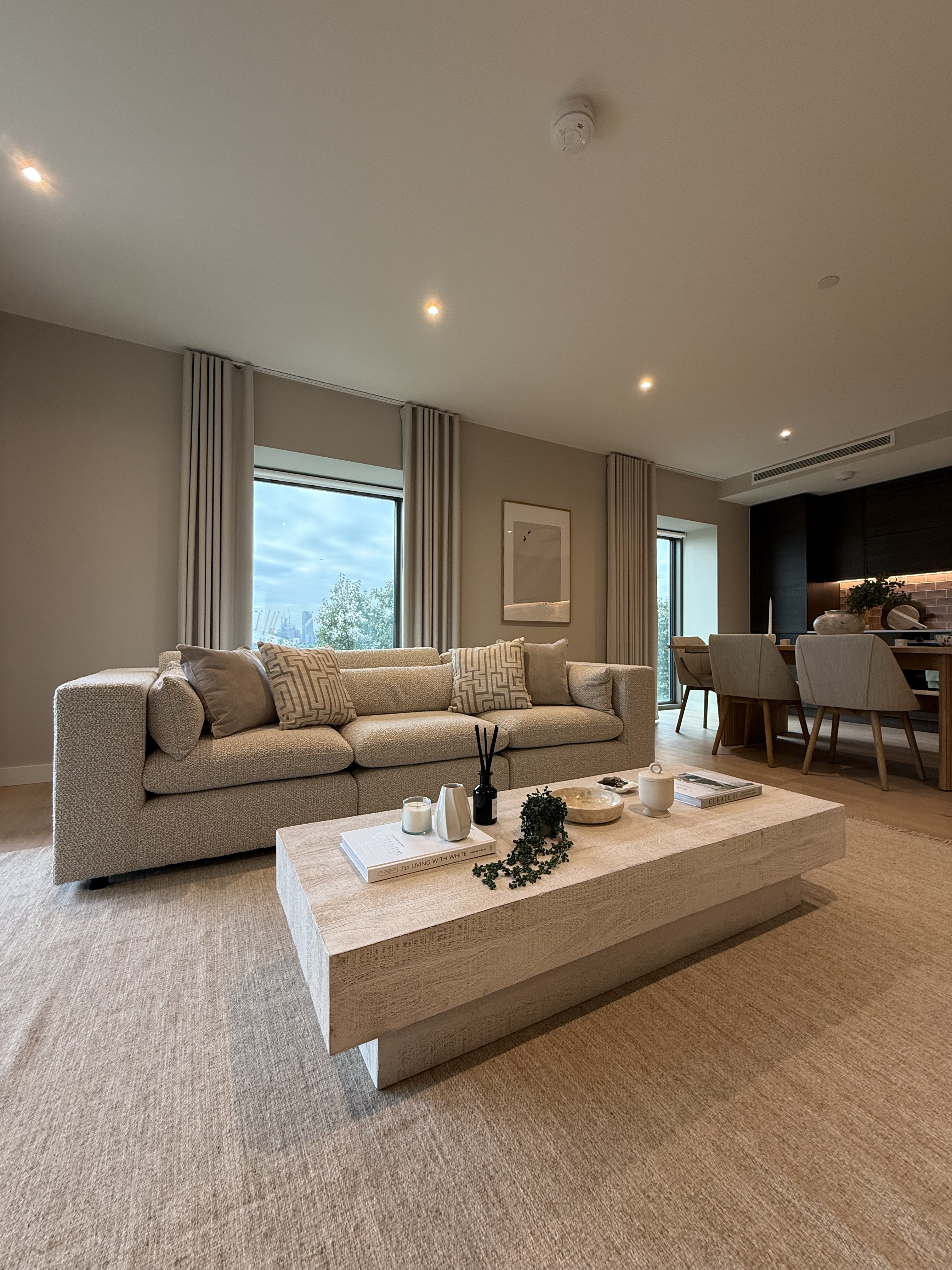 藍莎集團 - 英國樓盤、英國物業代理 | 英國買樓置業一站式服務