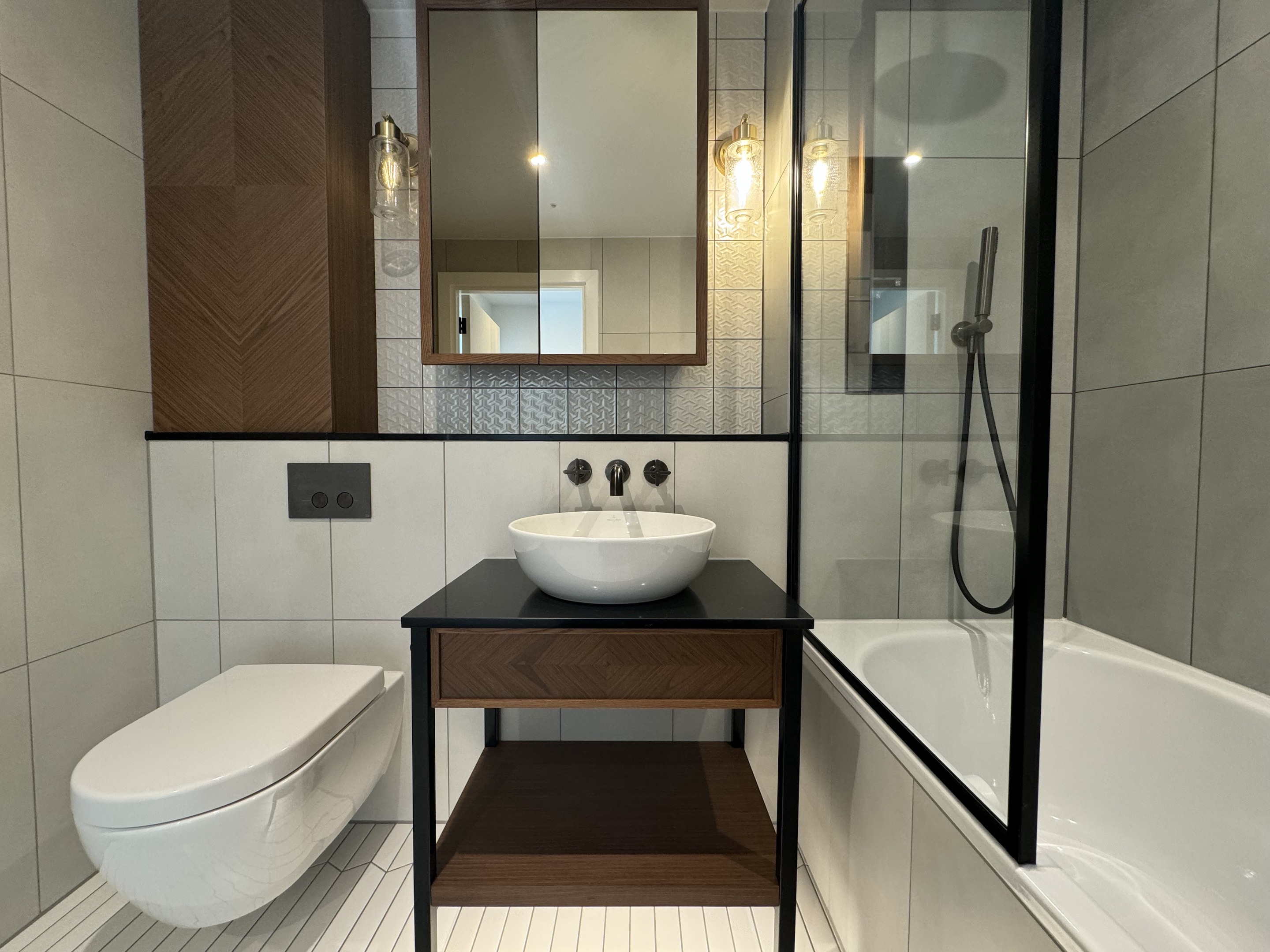 藍莎集團 - 英國樓盤、英國物業代理 | 英國買樓置業一站式服務