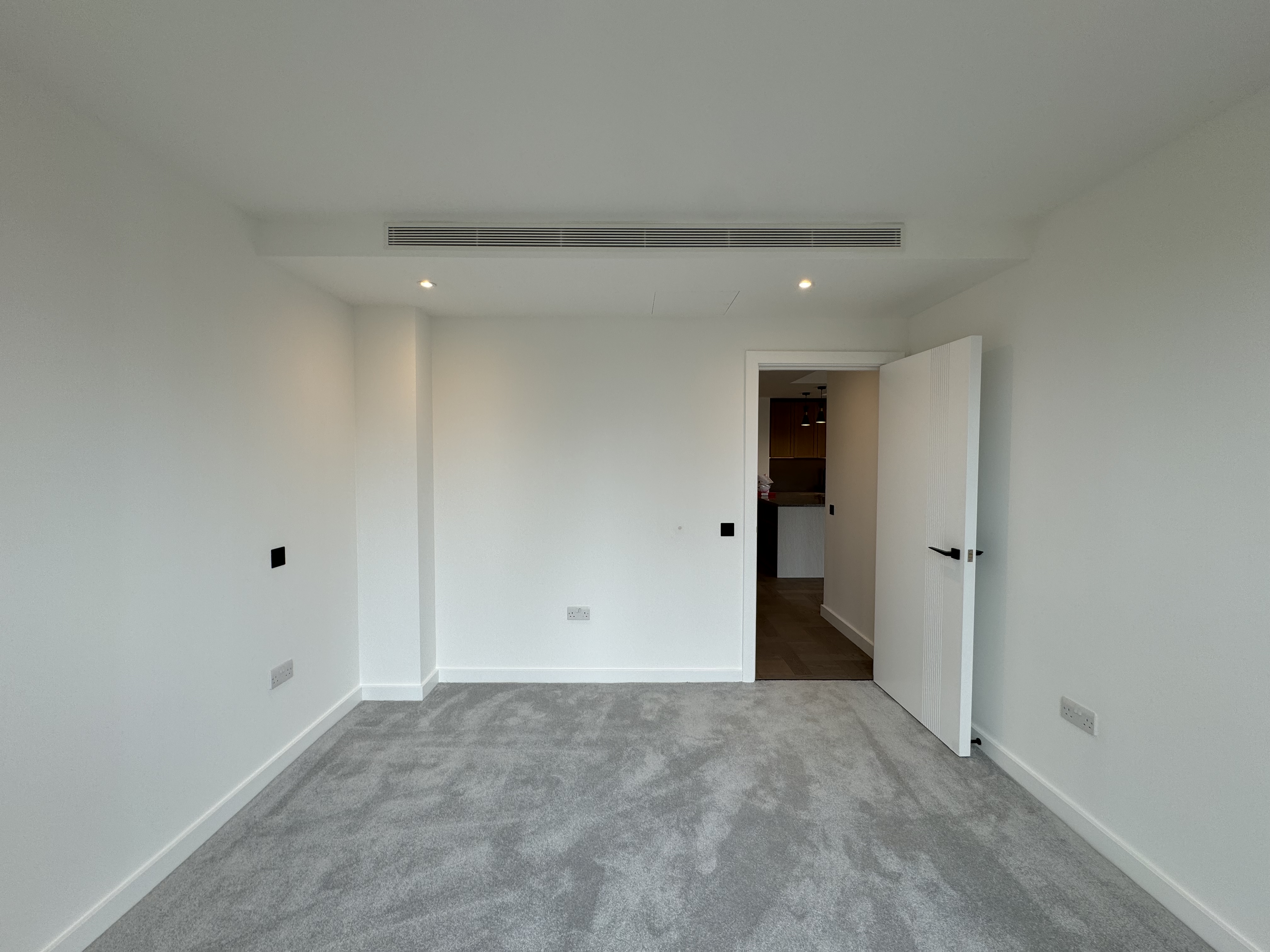 藍莎集團 - 英國樓盤、英國物業代理 | 英國買樓置業一站式服務