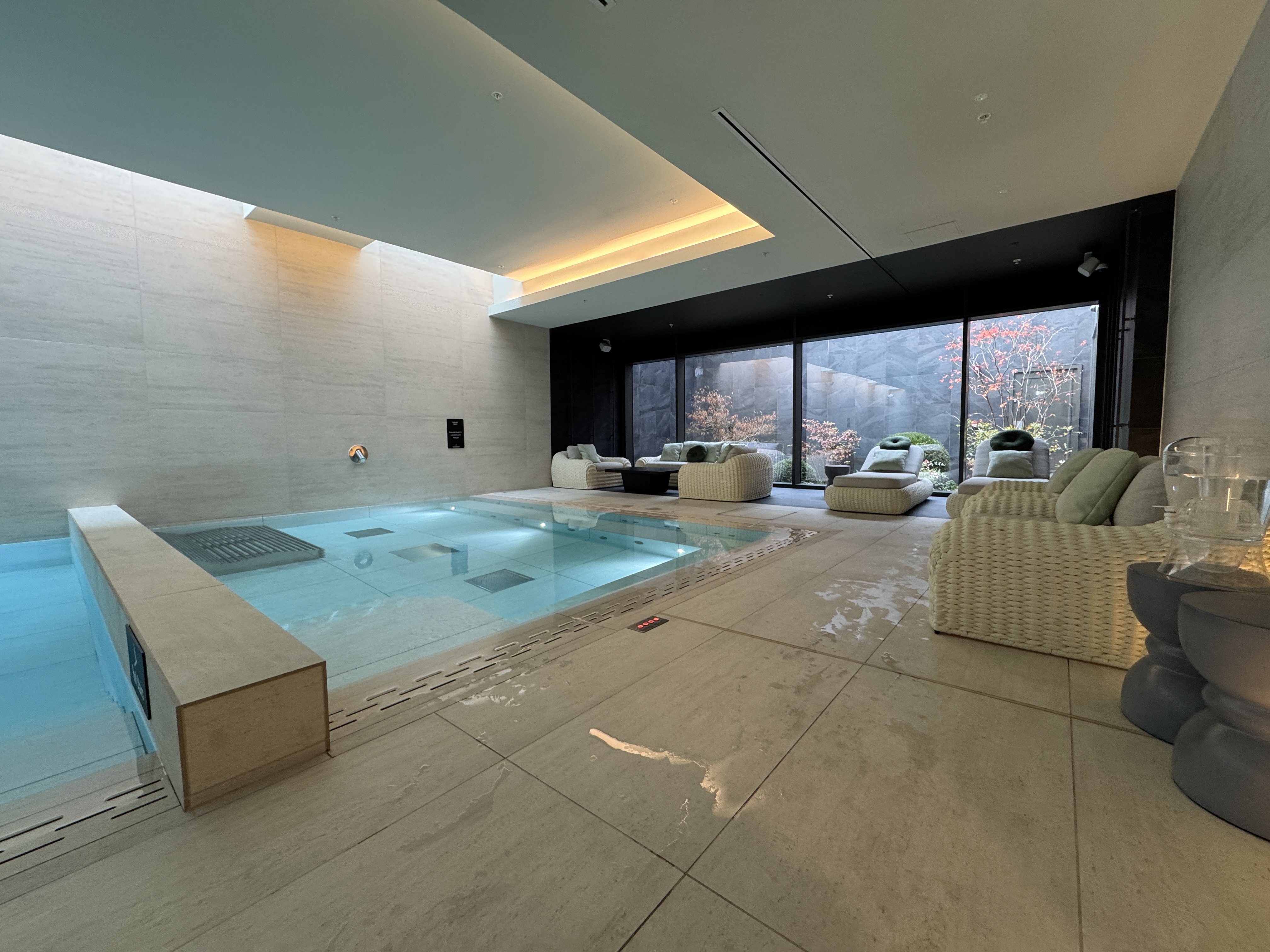 曼彻斯特·沃德豪斯花园 Waterhouse Gardens 配套