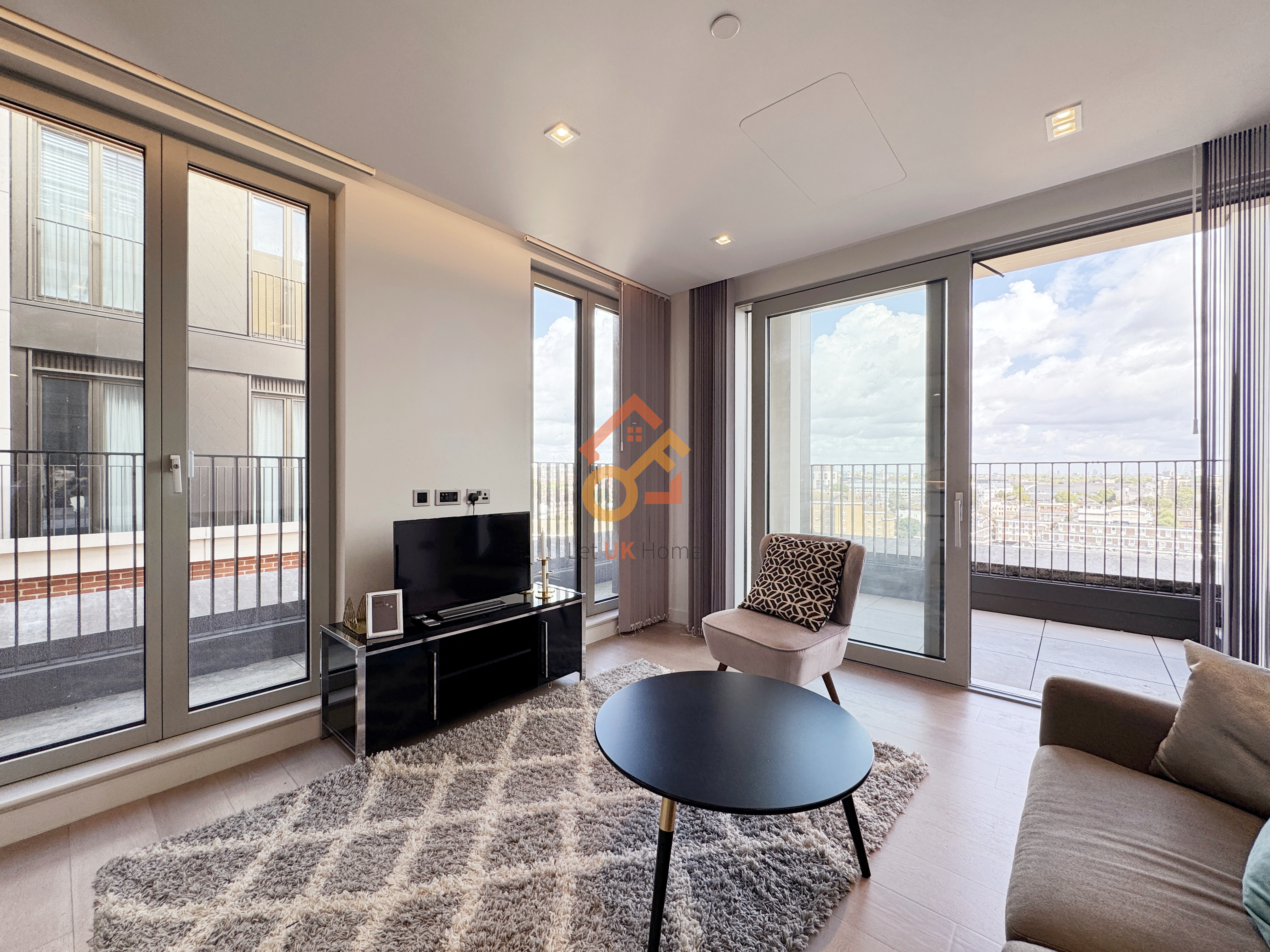 藍莎集團 | 英國置產一站式服務