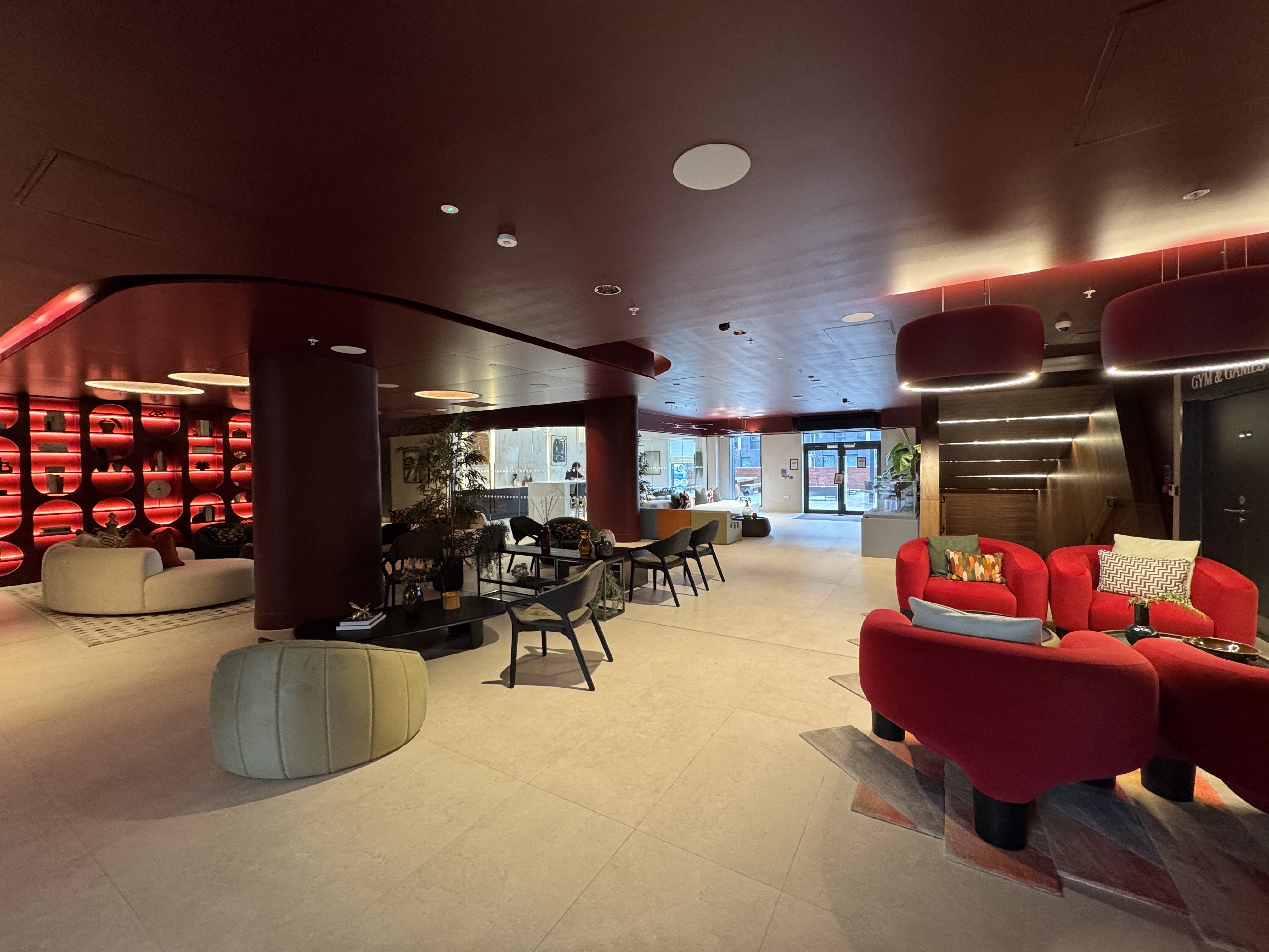 曼彻斯特·沃德豪斯花园 Waterhouse Gardens 配套