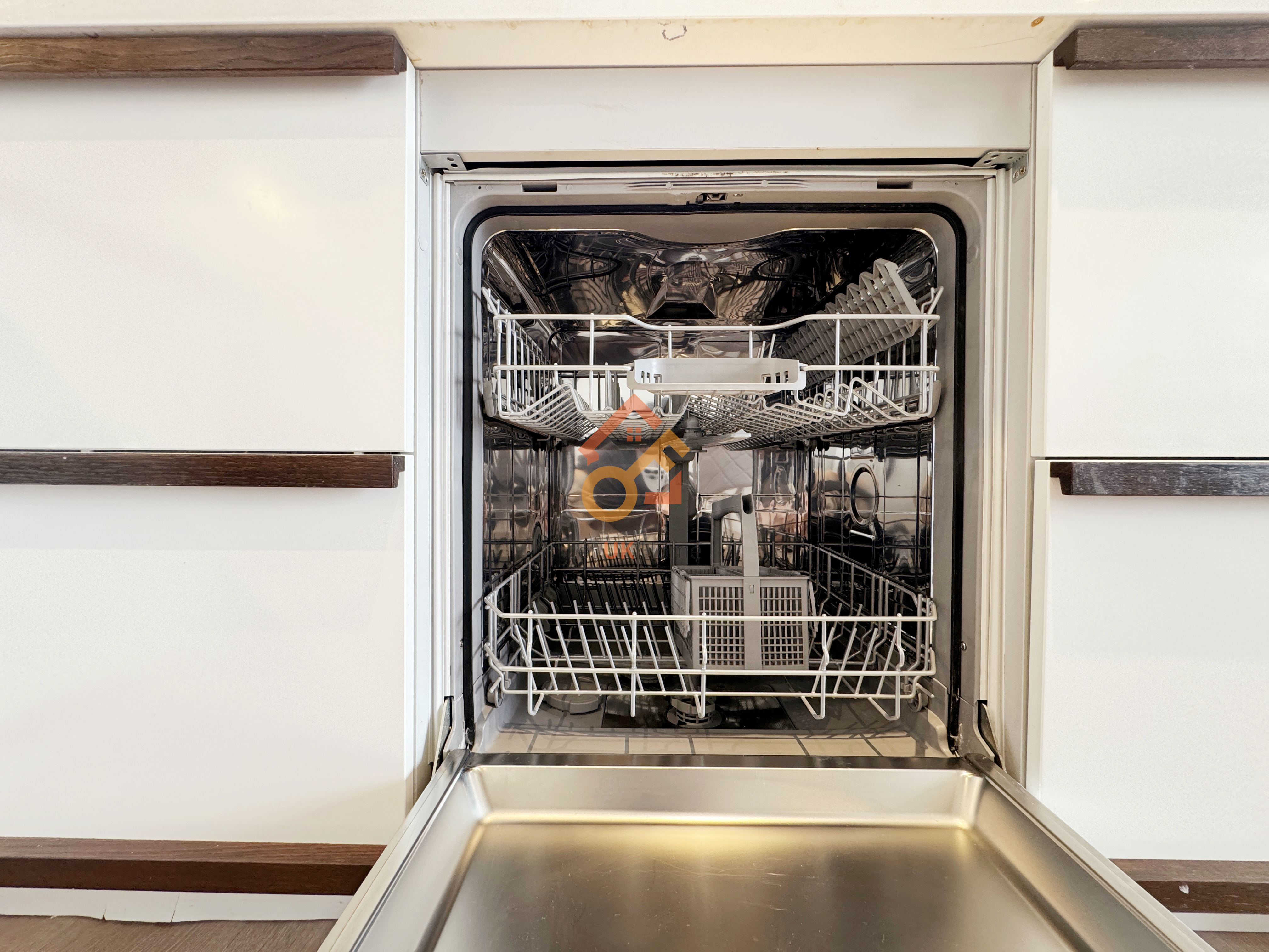 藍莎集團 | 英國置產一站式服務