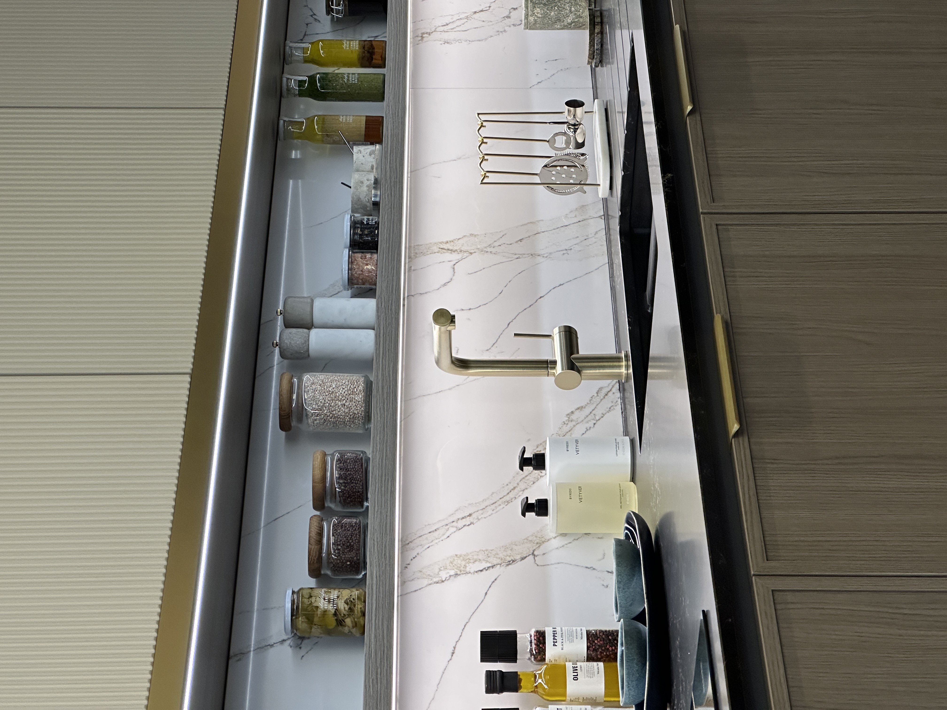 伦敦·旺兹沃思新苑 Wandsworth Mills 找房实拍