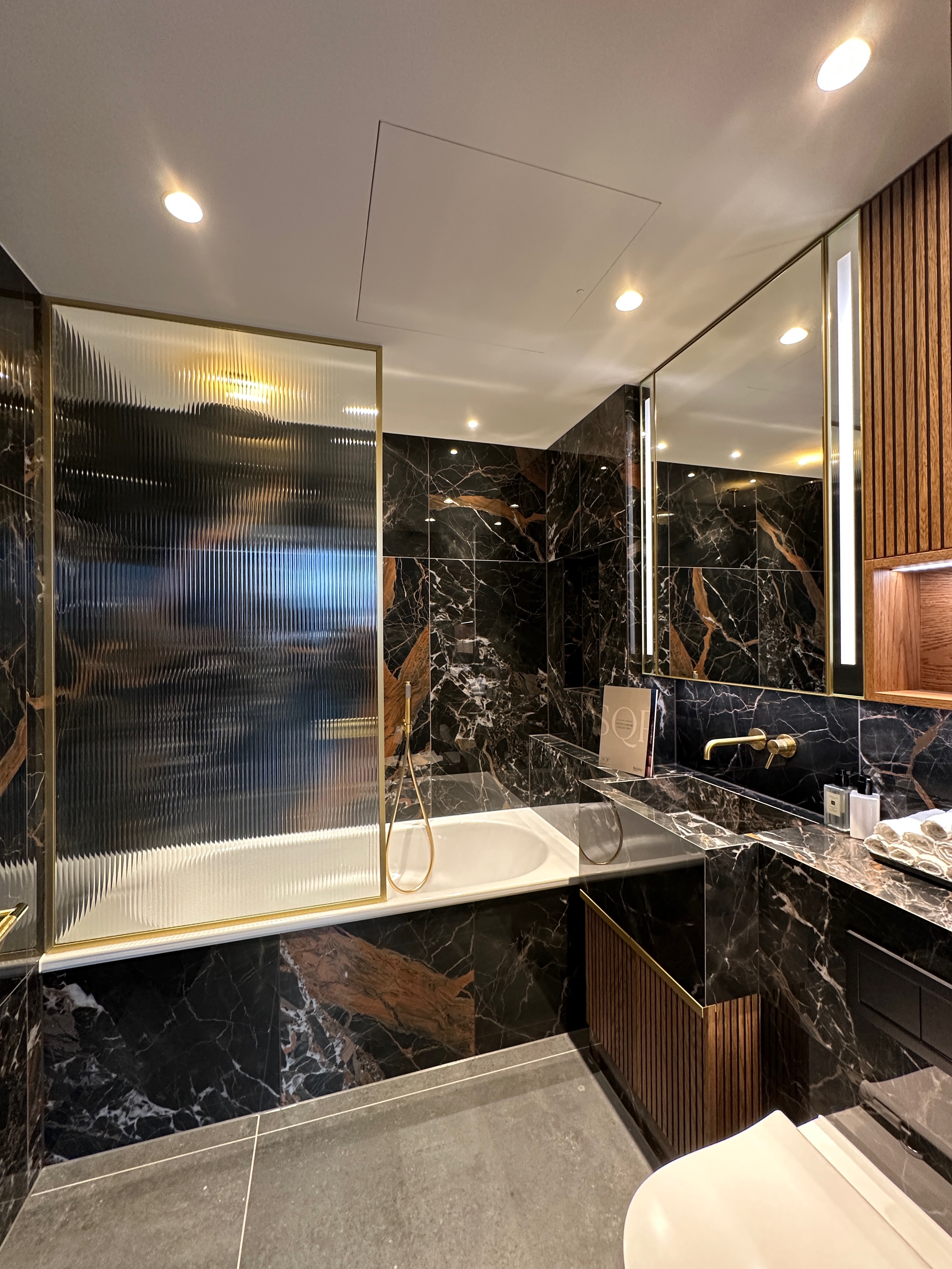 藍莎集團 | 英國置產一站式服務