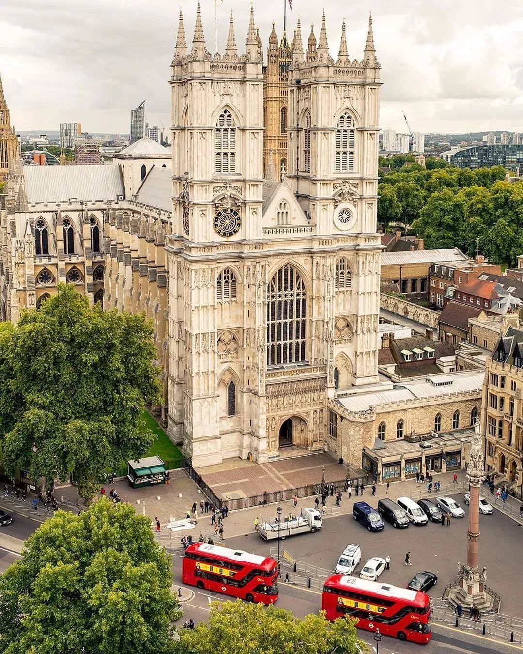 藍莎集團 | 英國置產一站式服務