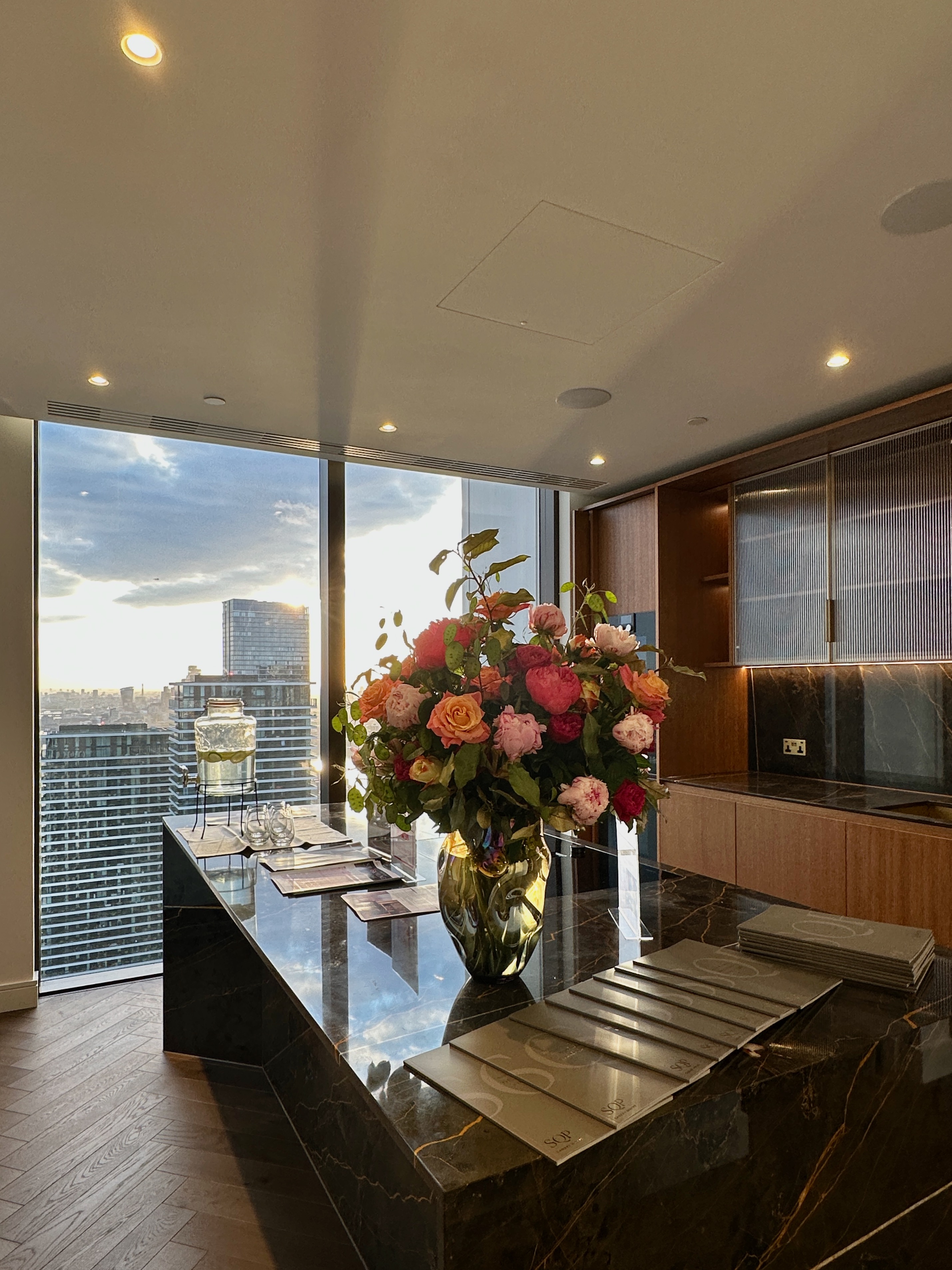 藍莎集團 | 英國置產一站式服務