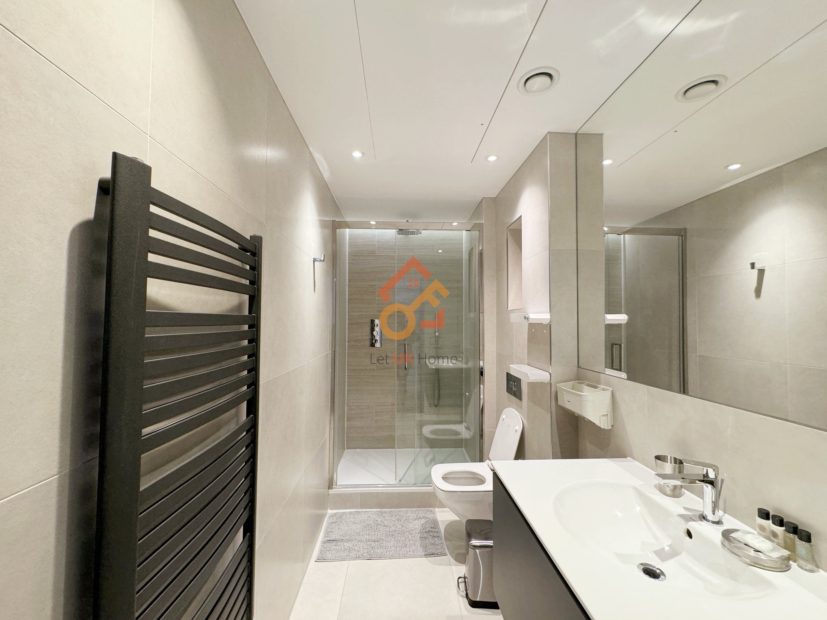 藍莎集團 - 英國樓盤、英國物業代理 | 英國買樓置業一站式服務