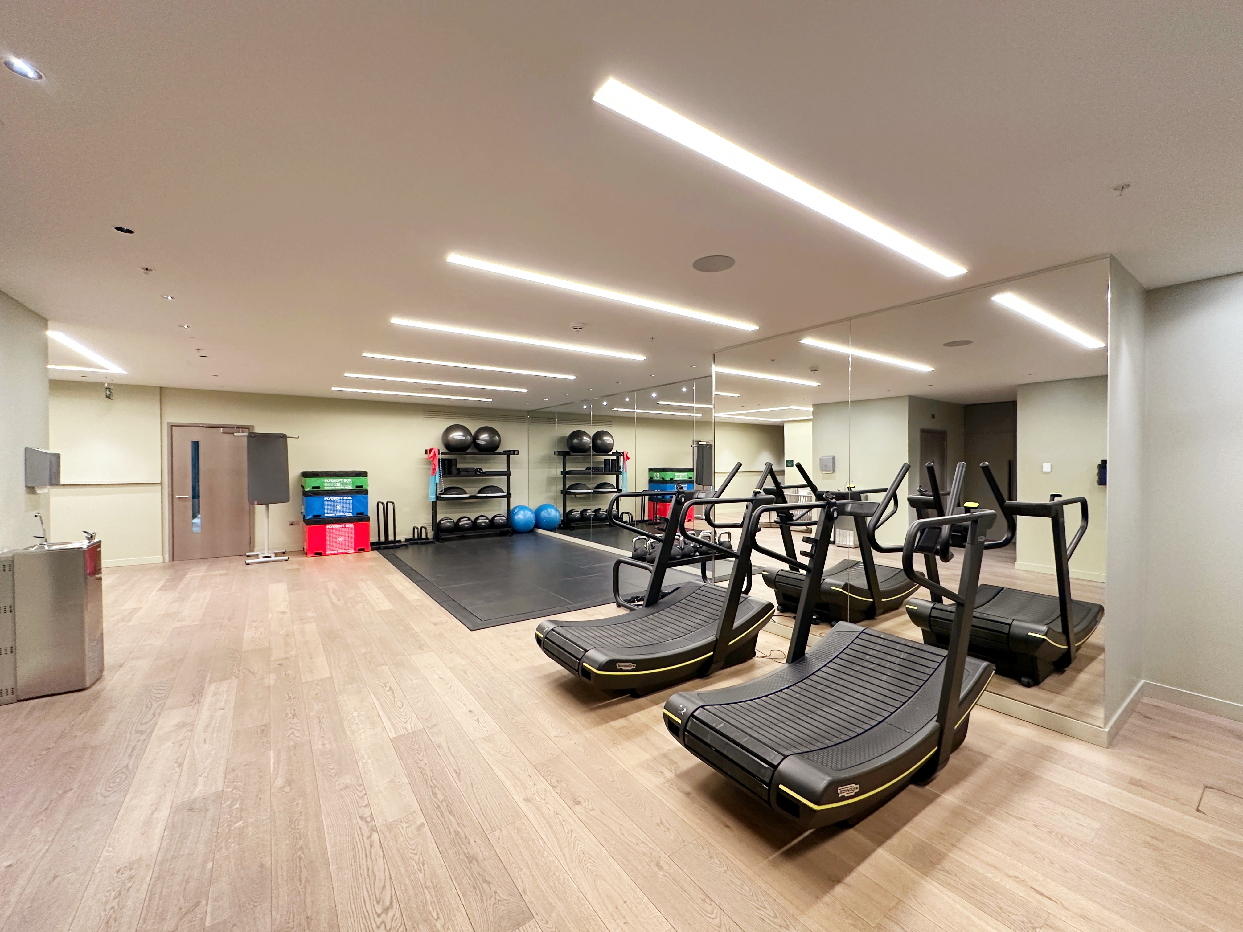 藍莎集團 | 英國置產一站式服務