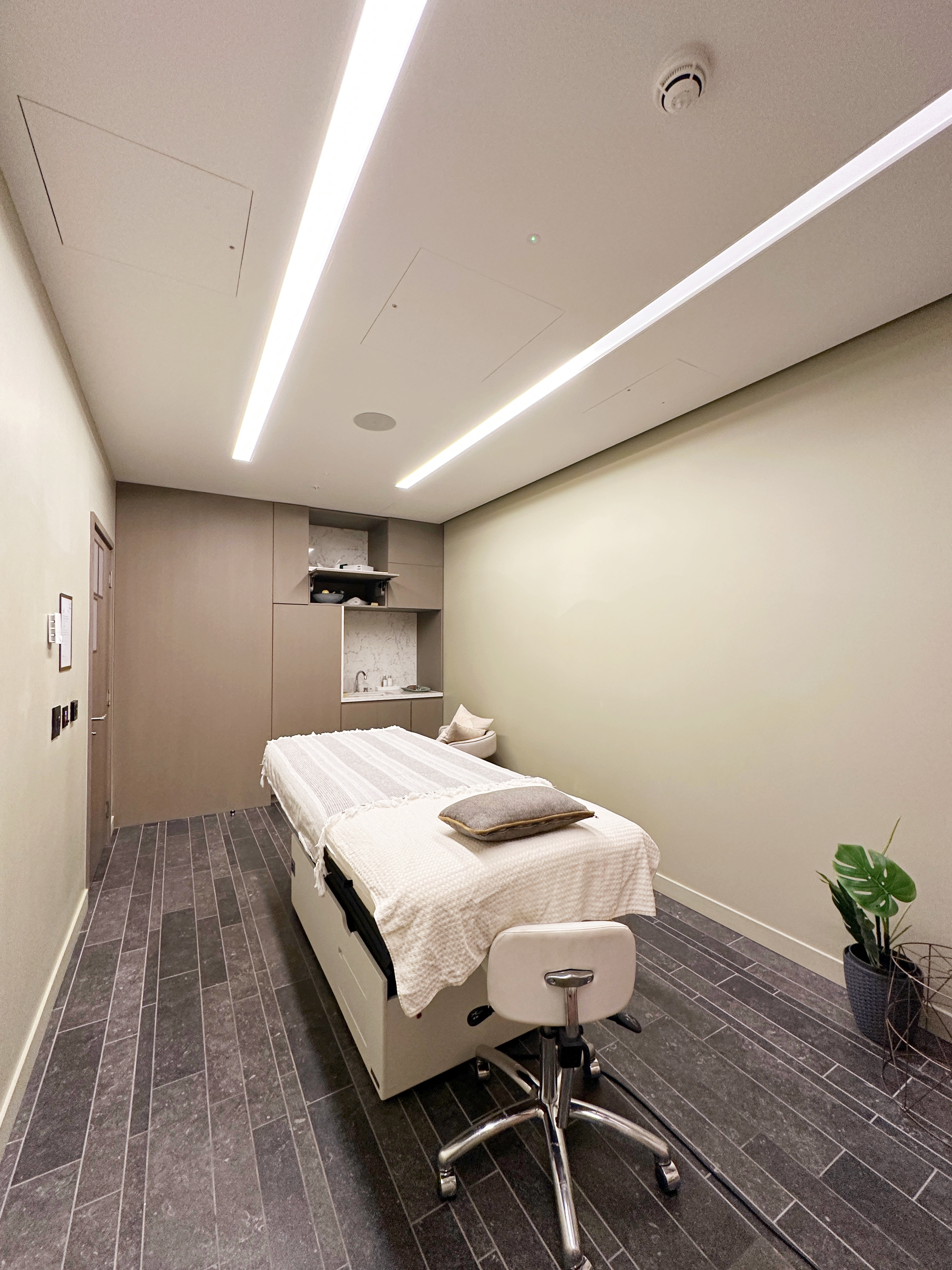 藍莎集團 | 英國置產一站式服務