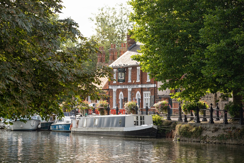 藍莎集團 | 英國置產一站式服務