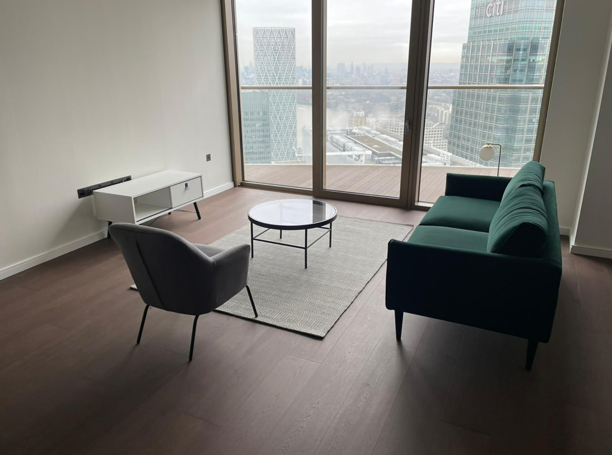 藍莎集團 | 英國置產一站式服務