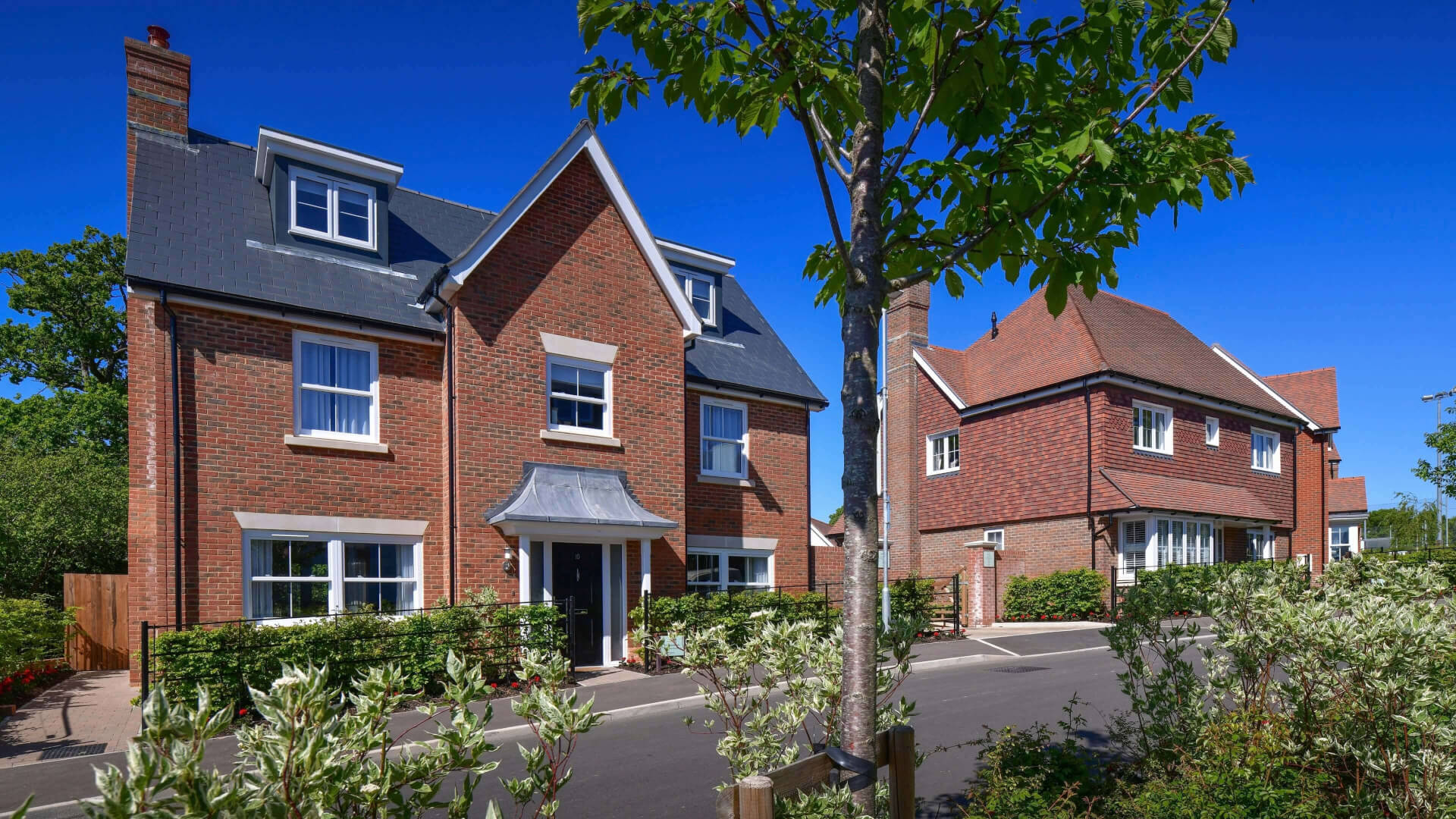 藍莎集團 - 英國樓盤、英國物業代理 | 英國買樓置業一站式服務