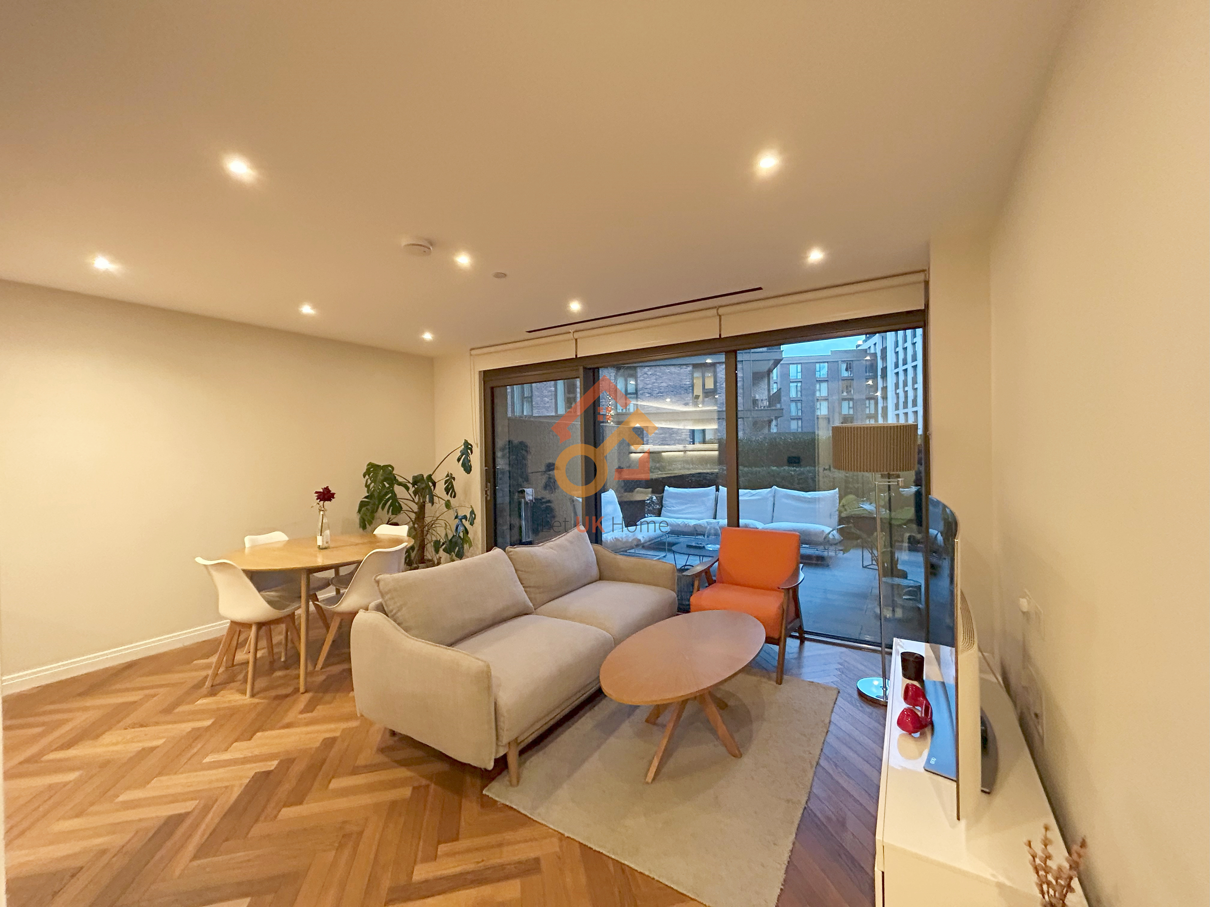 藍莎集團 - 英國樓盤、英國物業代理 | 英國買樓置業一站式服務