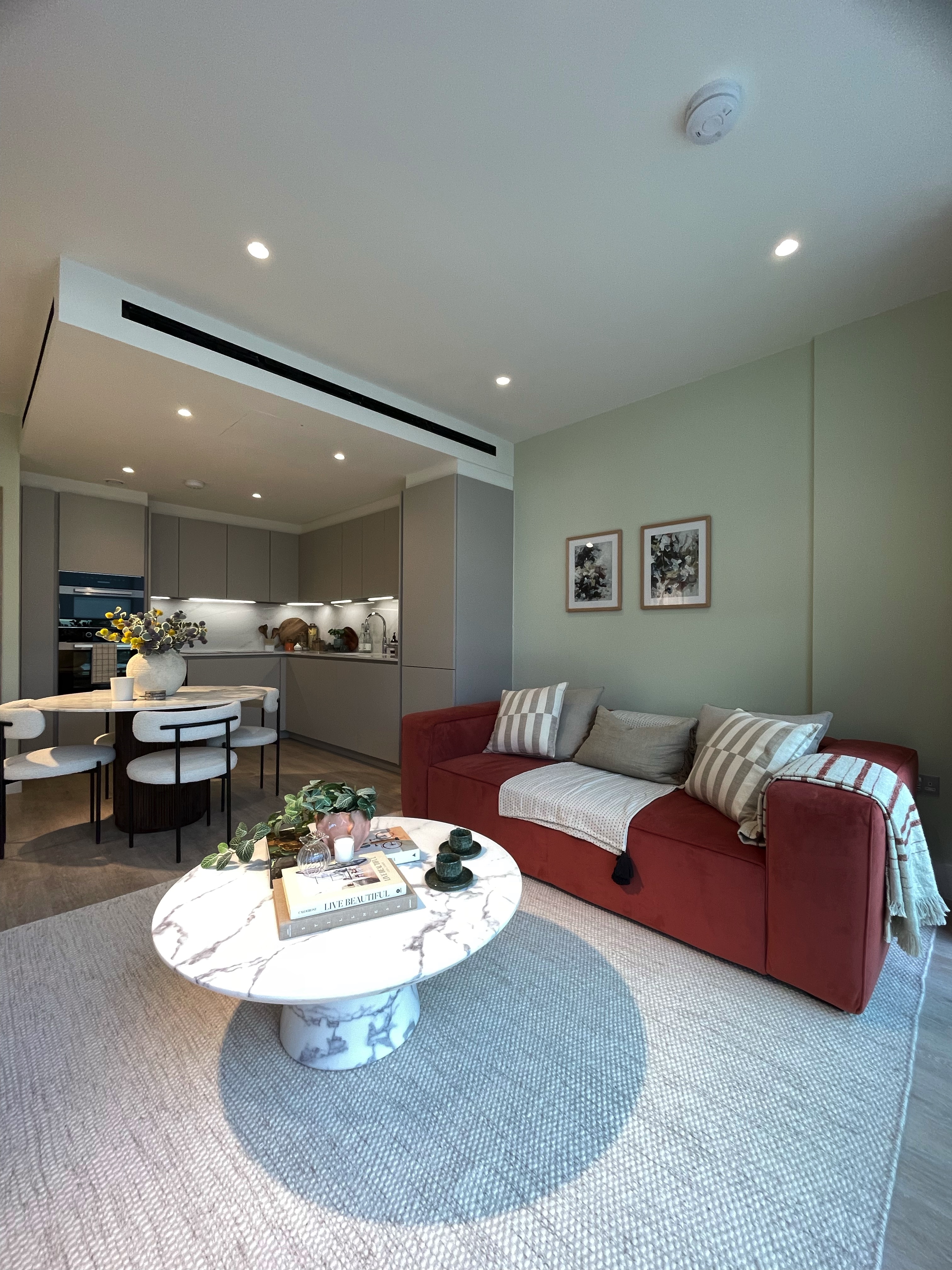 藍莎集團 | 英國置產一站式服務