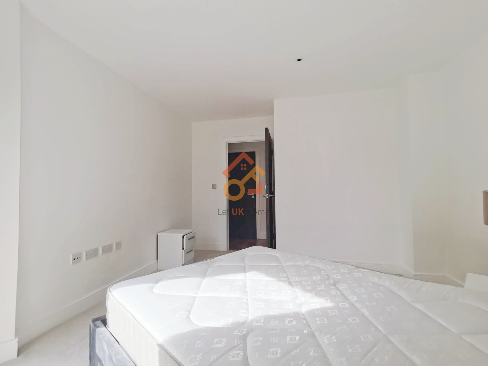 藍莎集團 - 英國樓盤、英國物業代理 | 英國買樓置業一站式服務