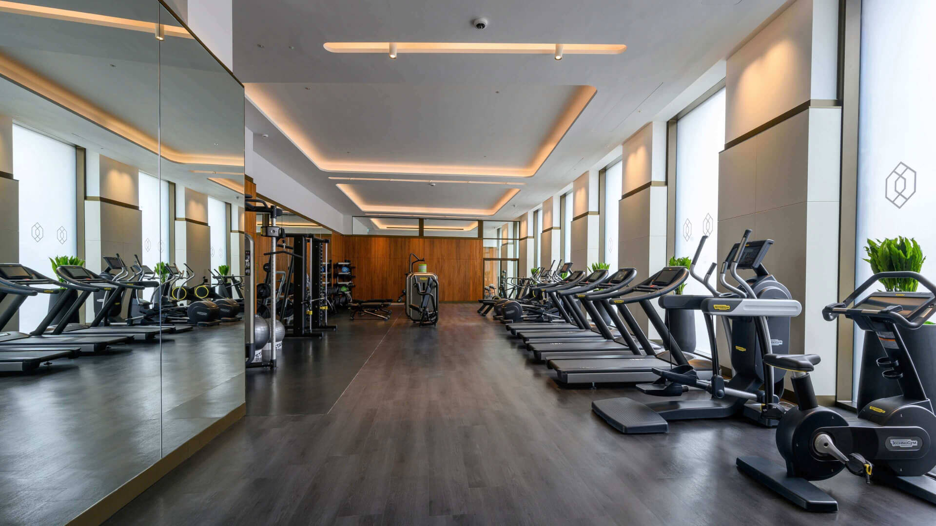 藍莎集團 - 英國樓盤、英國物業代理 | 英國買樓置業一站式服務