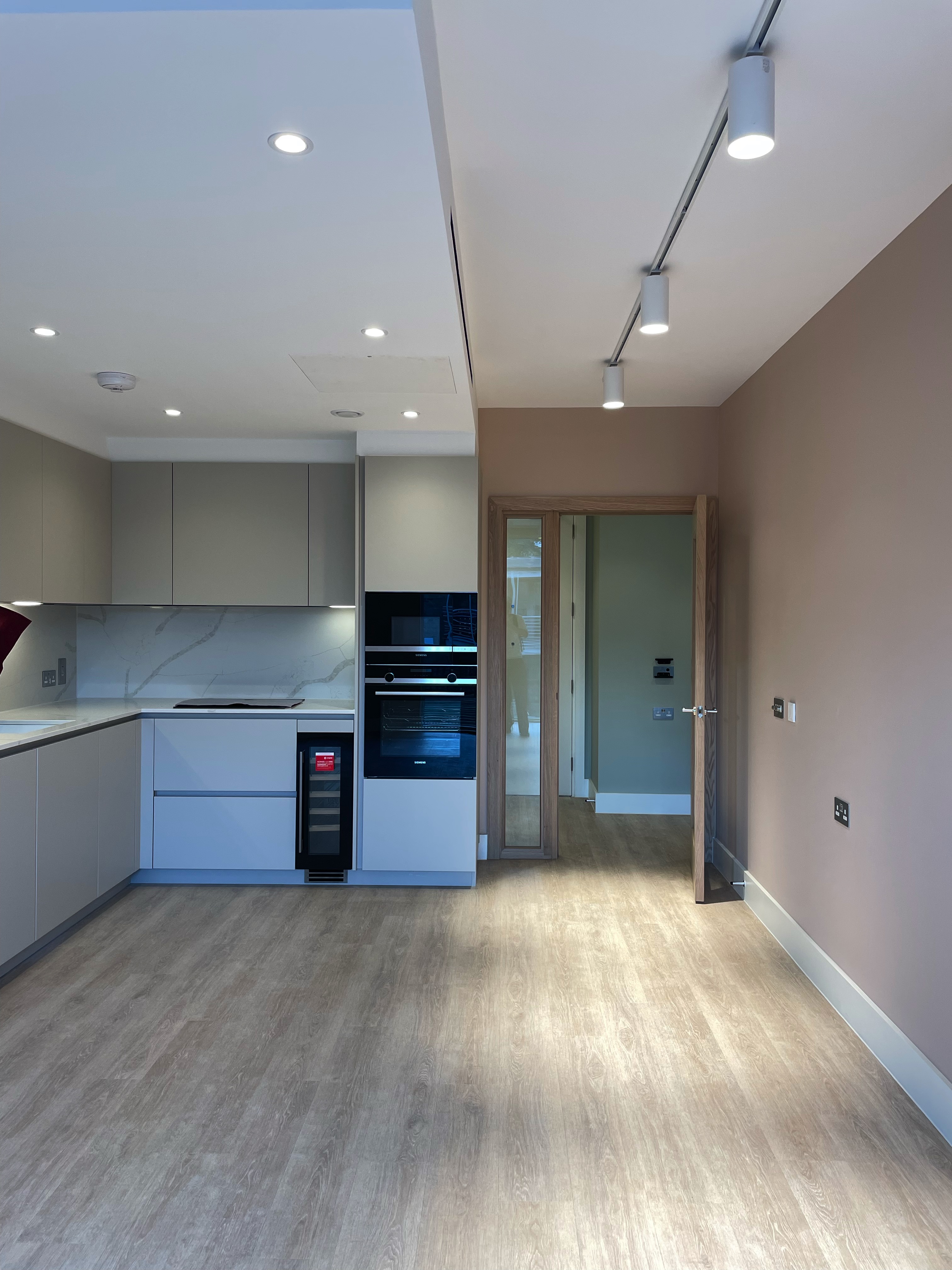 藍莎集團 | 英國置產一站式服務