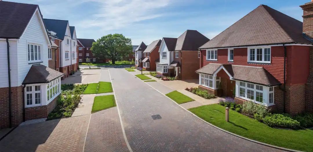 藍莎集團 - 英國樓盤、英國物業代理 | 英國買樓置業一站式服務