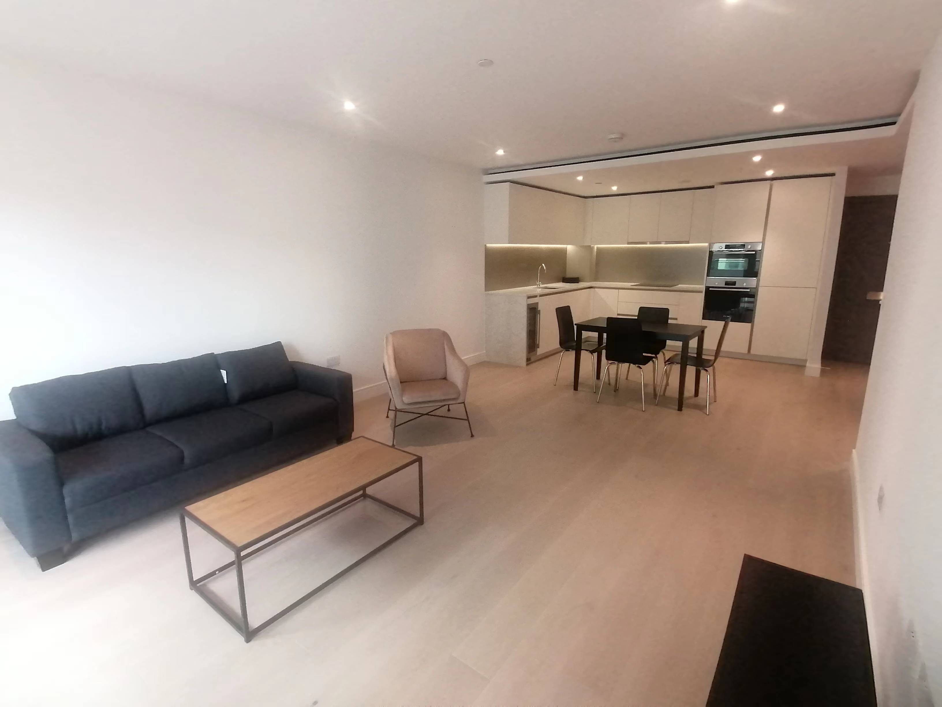 藍莎集團 | 英國置產一站式服務