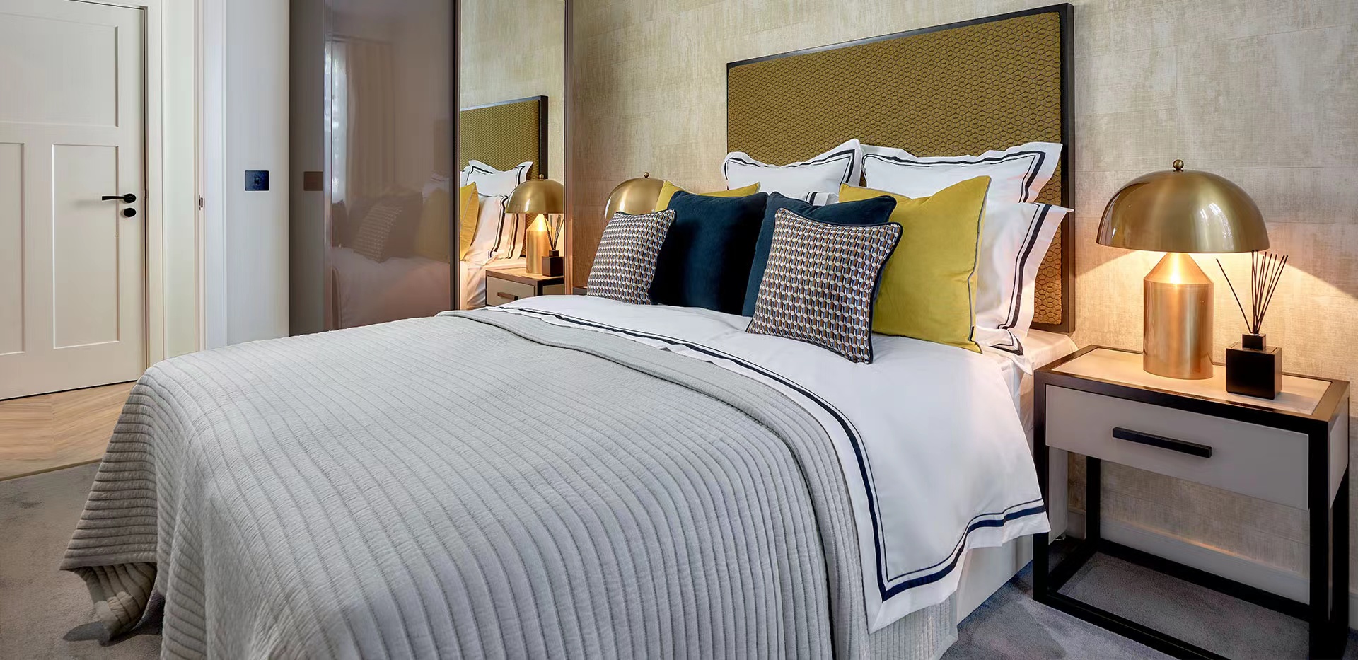 藍莎集團 - 英國樓盤、英國物業代理 | 英國買樓置業一站式服務