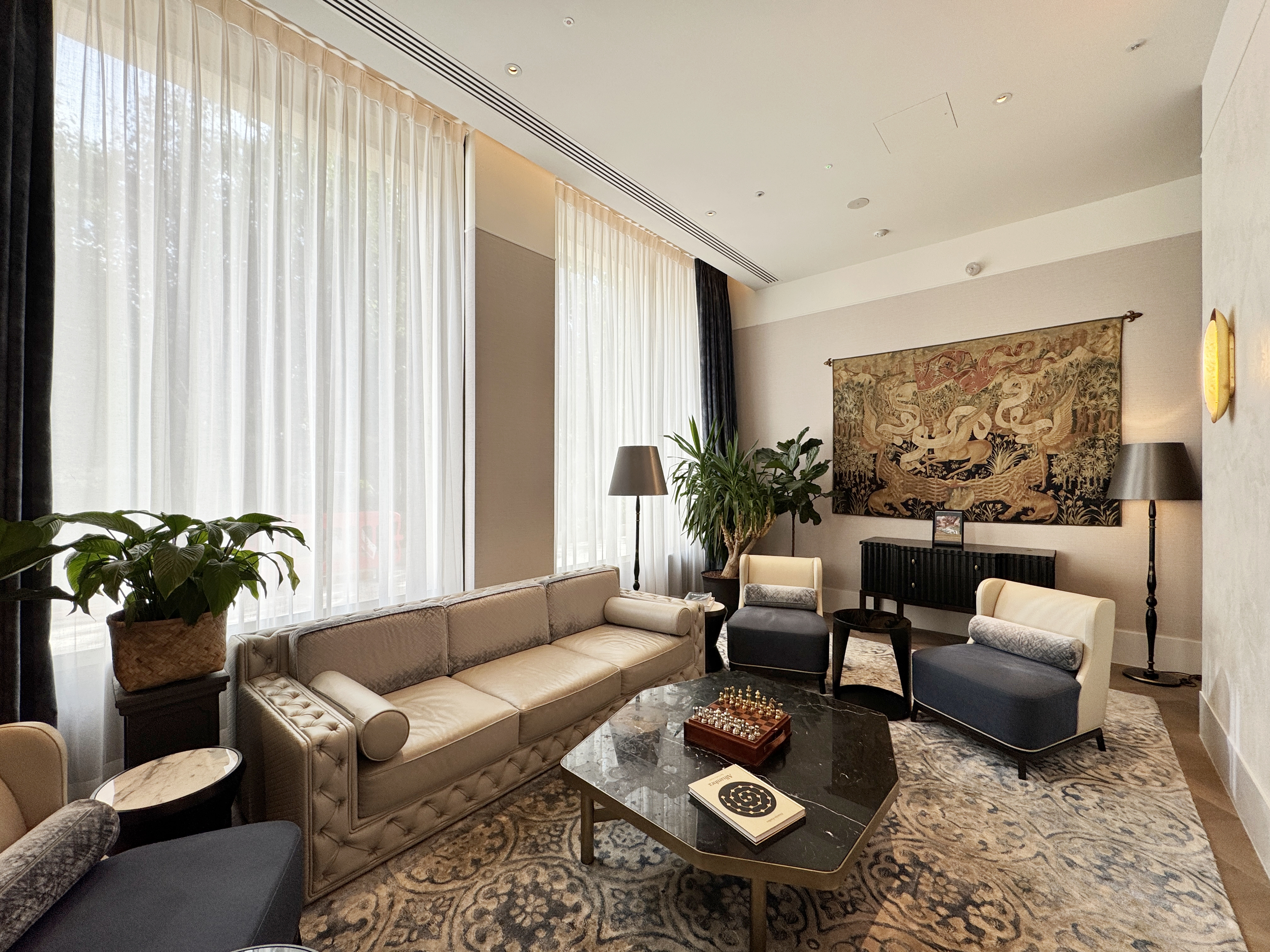 伦敦·泰晤士河一号 Thames City 项目配套实拍图