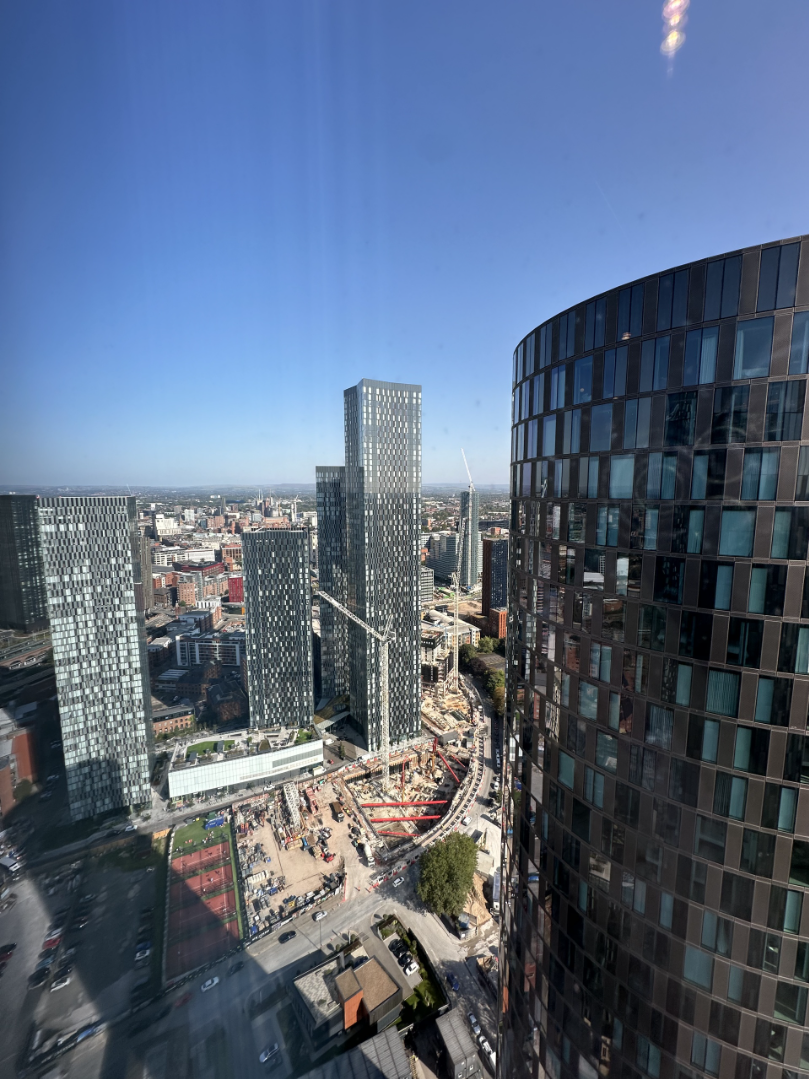 藍莎集團 | 英國置產一站式服務