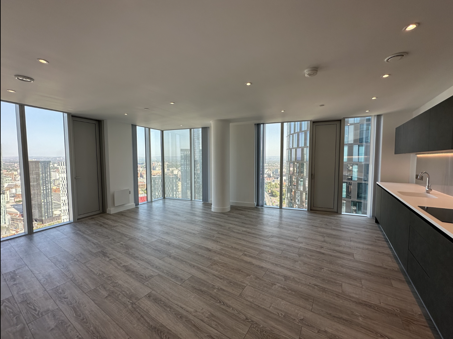 藍莎集團 | 英國置產一站式服務