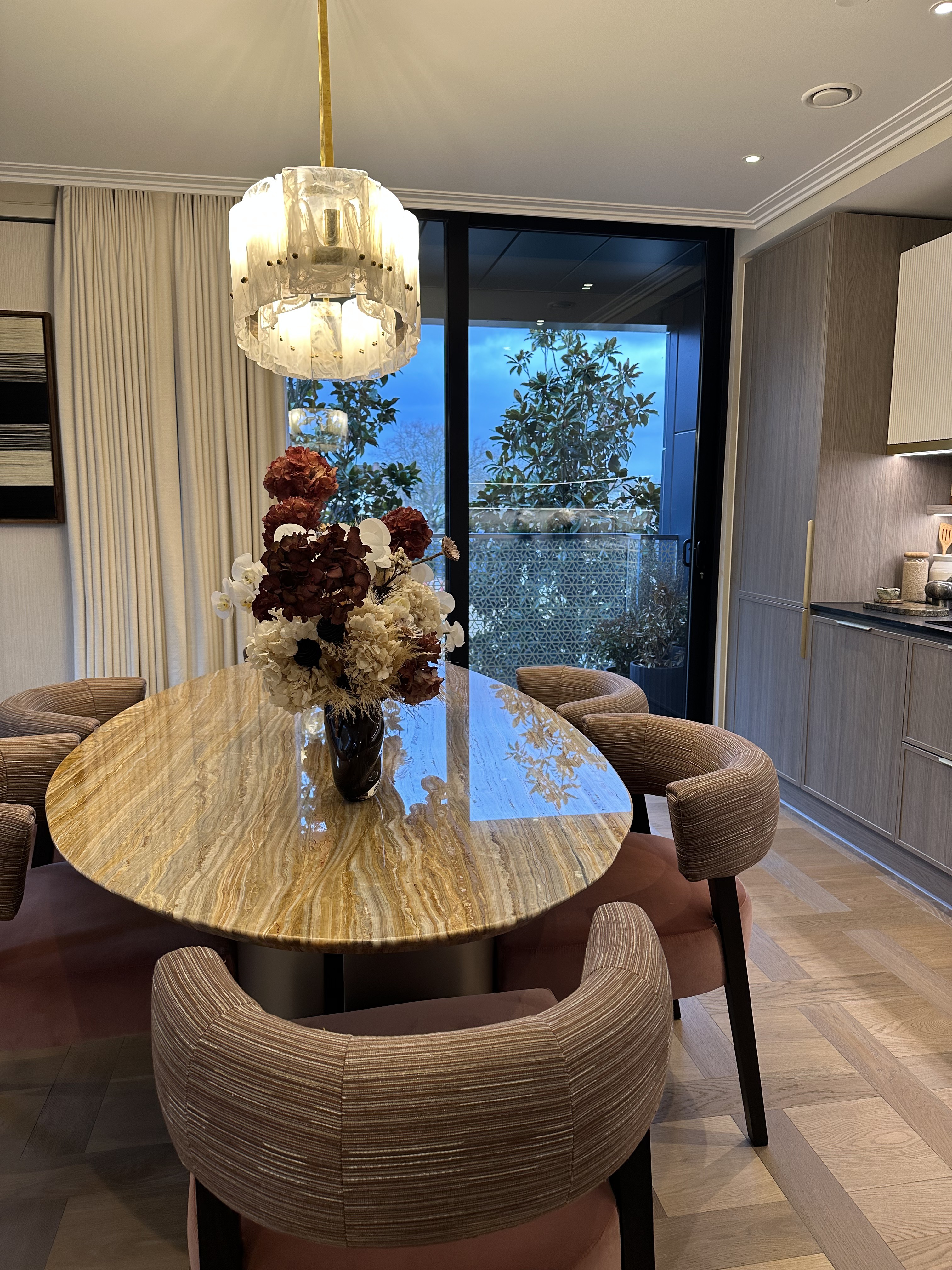 藍莎集團 | 英國置產一站式服務