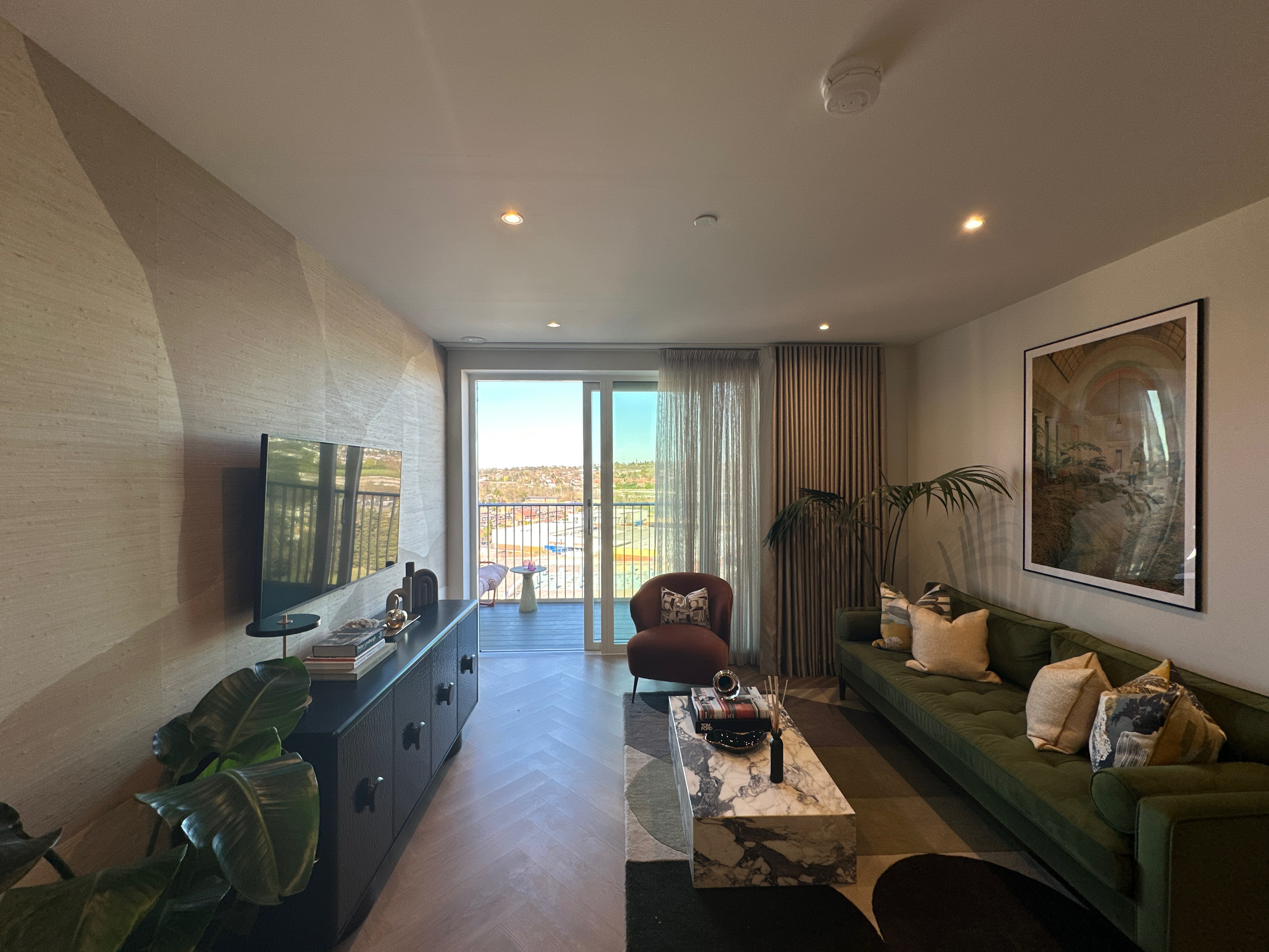 藍莎集團 | 英國置產一站式服務