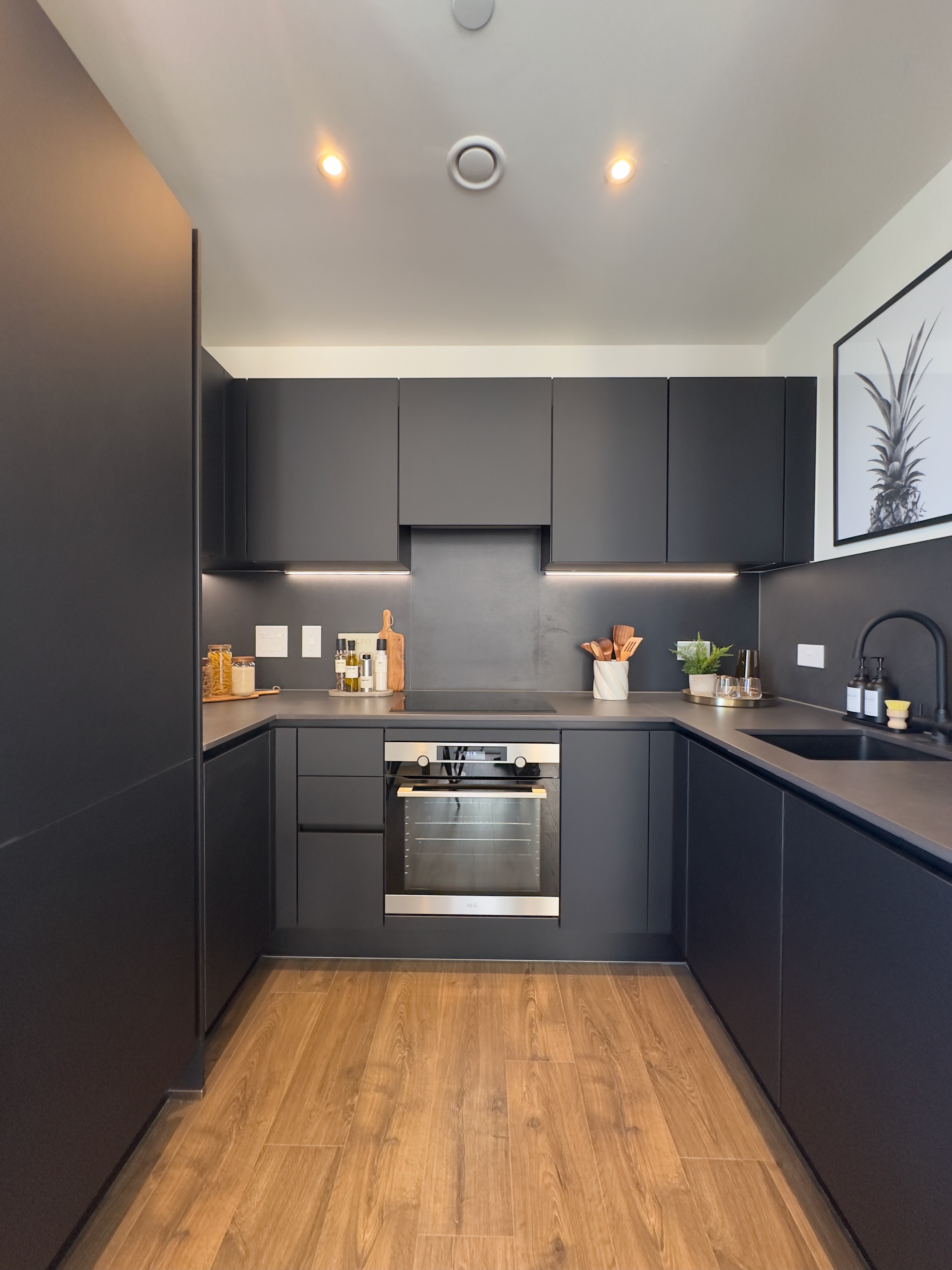 藍莎集團 - 英國樓盤、英國物業代理 | 英國買樓置業一站式服務