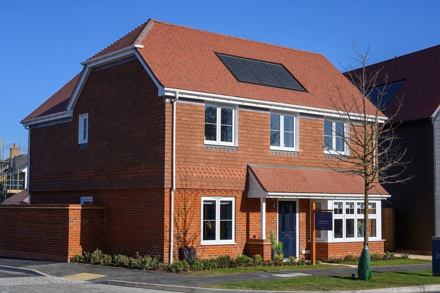 藍莎集團 - 英國樓盤、英國物業代理 | 英國買樓置業一站式服務