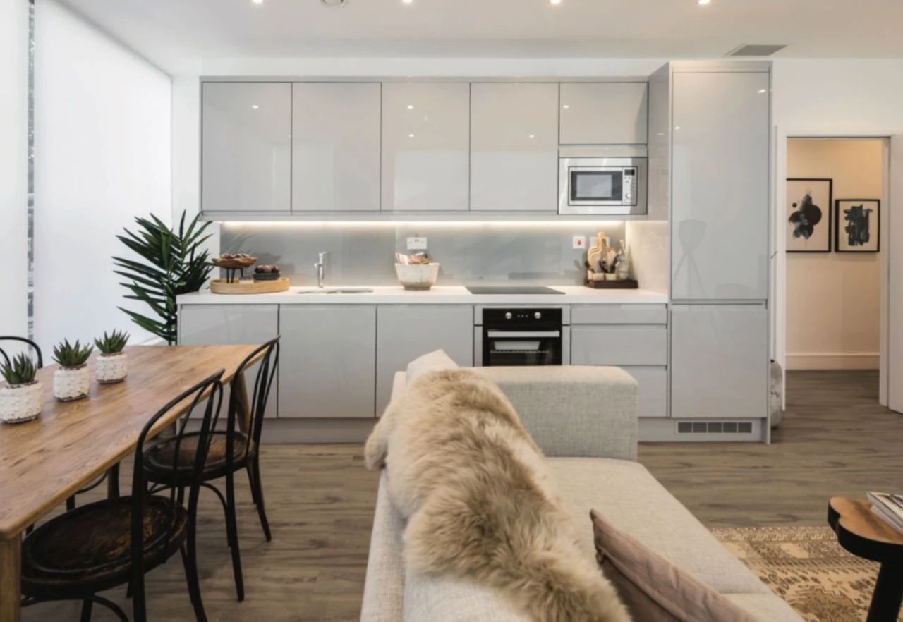 藍莎集團 - 英國樓盤、英國物業代理 | 英國買樓置業一站式服務