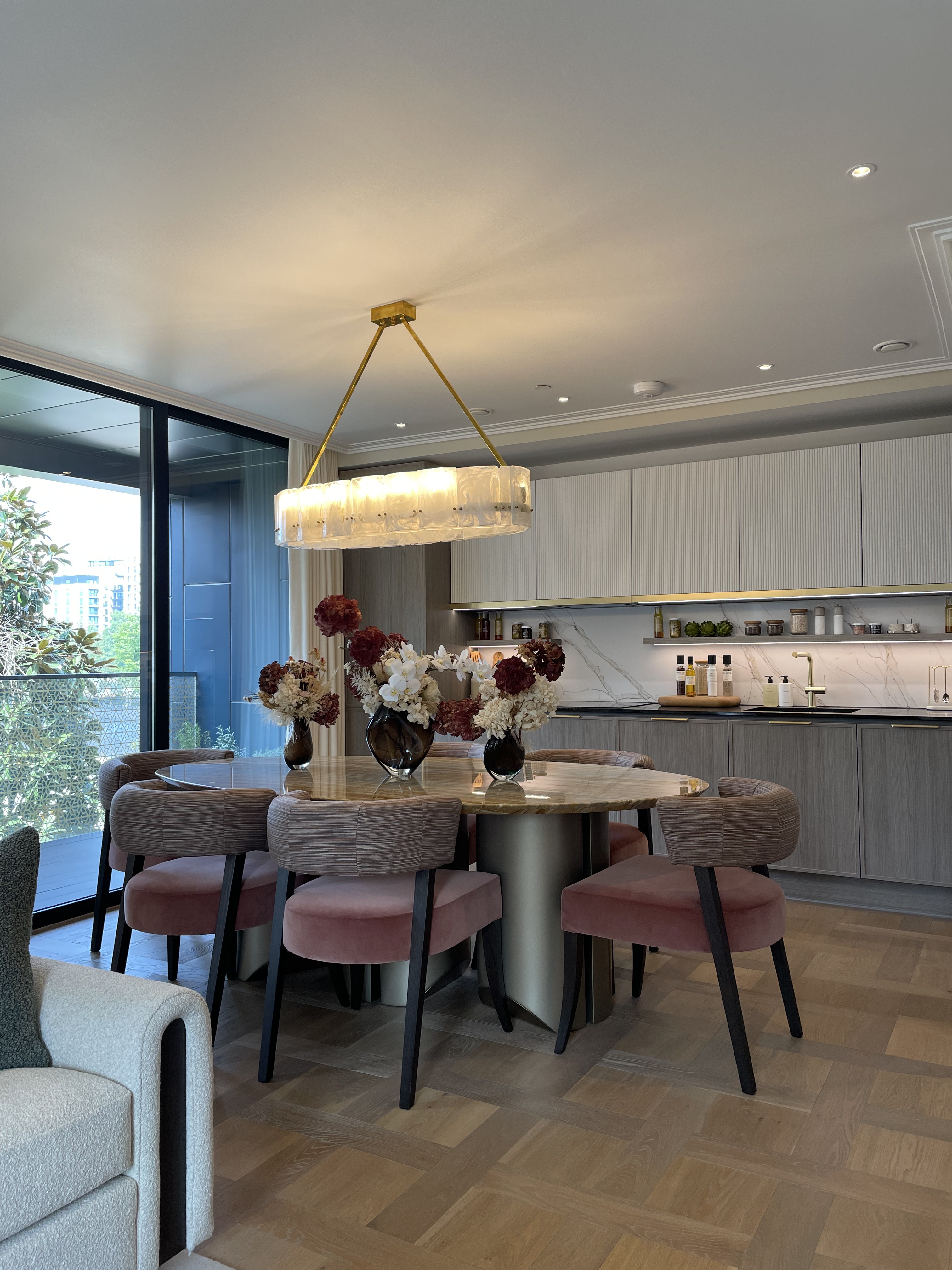 藍莎集團 | 英國置產一站式服務