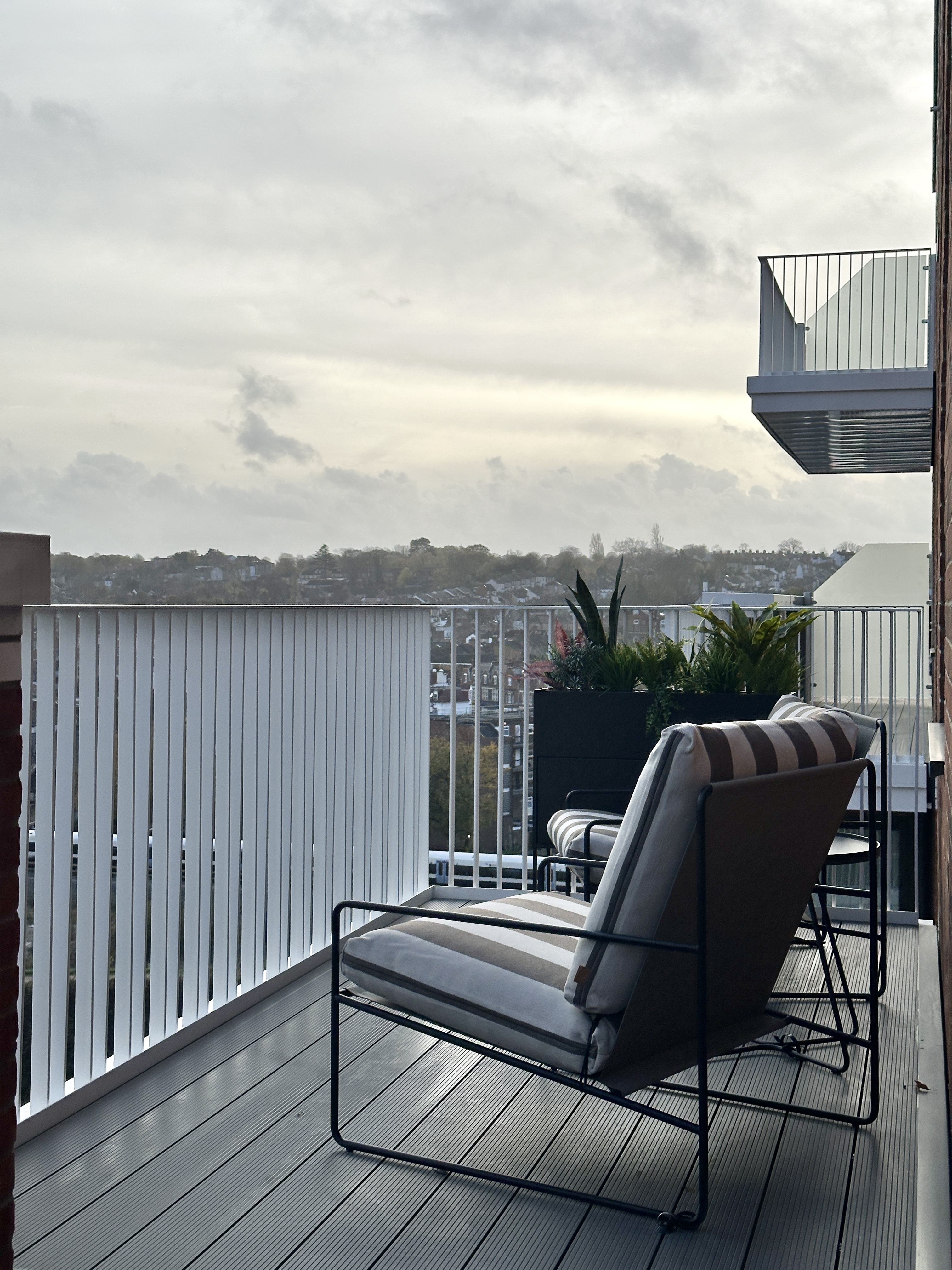 伦敦·兰博花园广场 Lombard Square 找房实拍