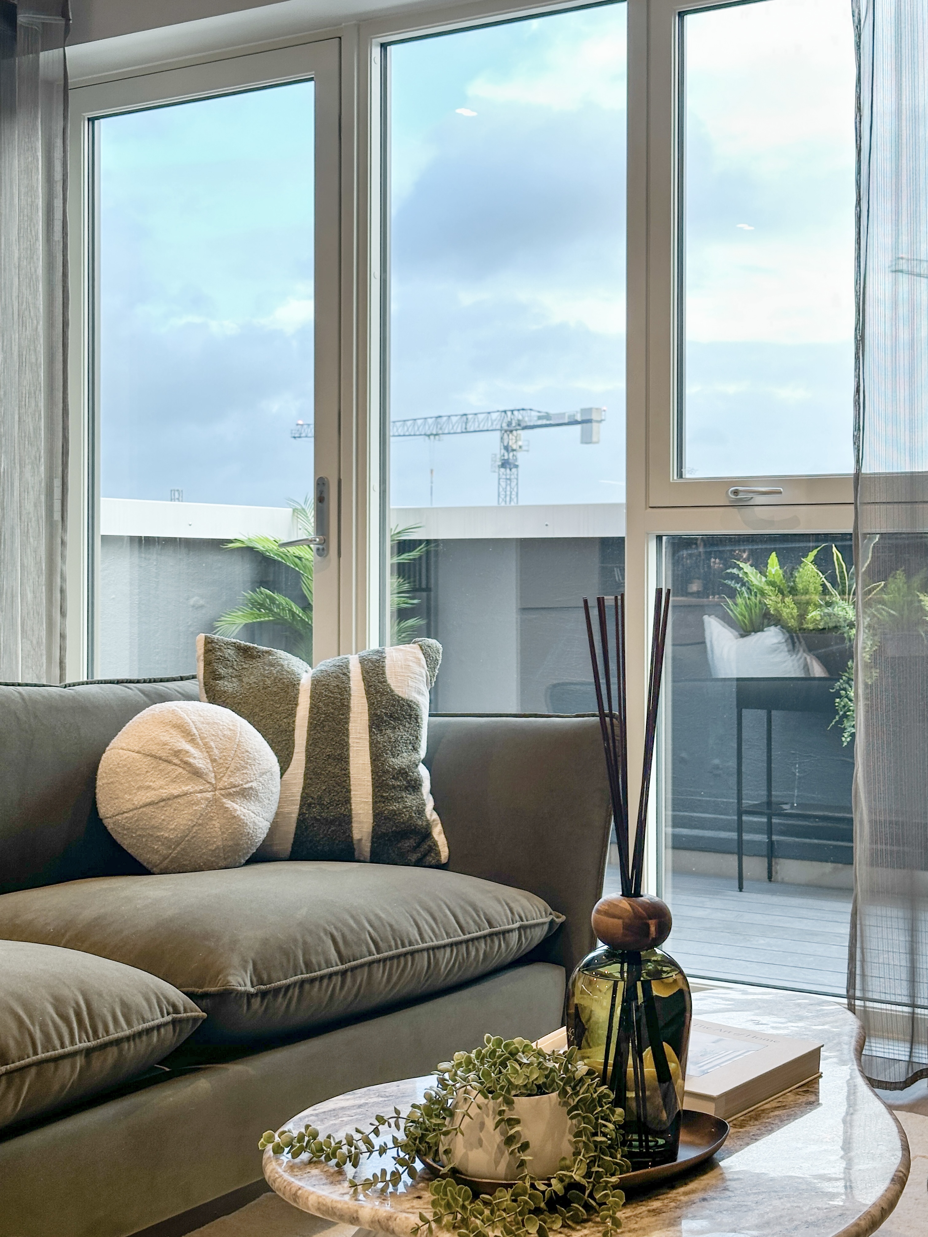 伦敦·兰博花园广场 Lombard Square 找房实拍