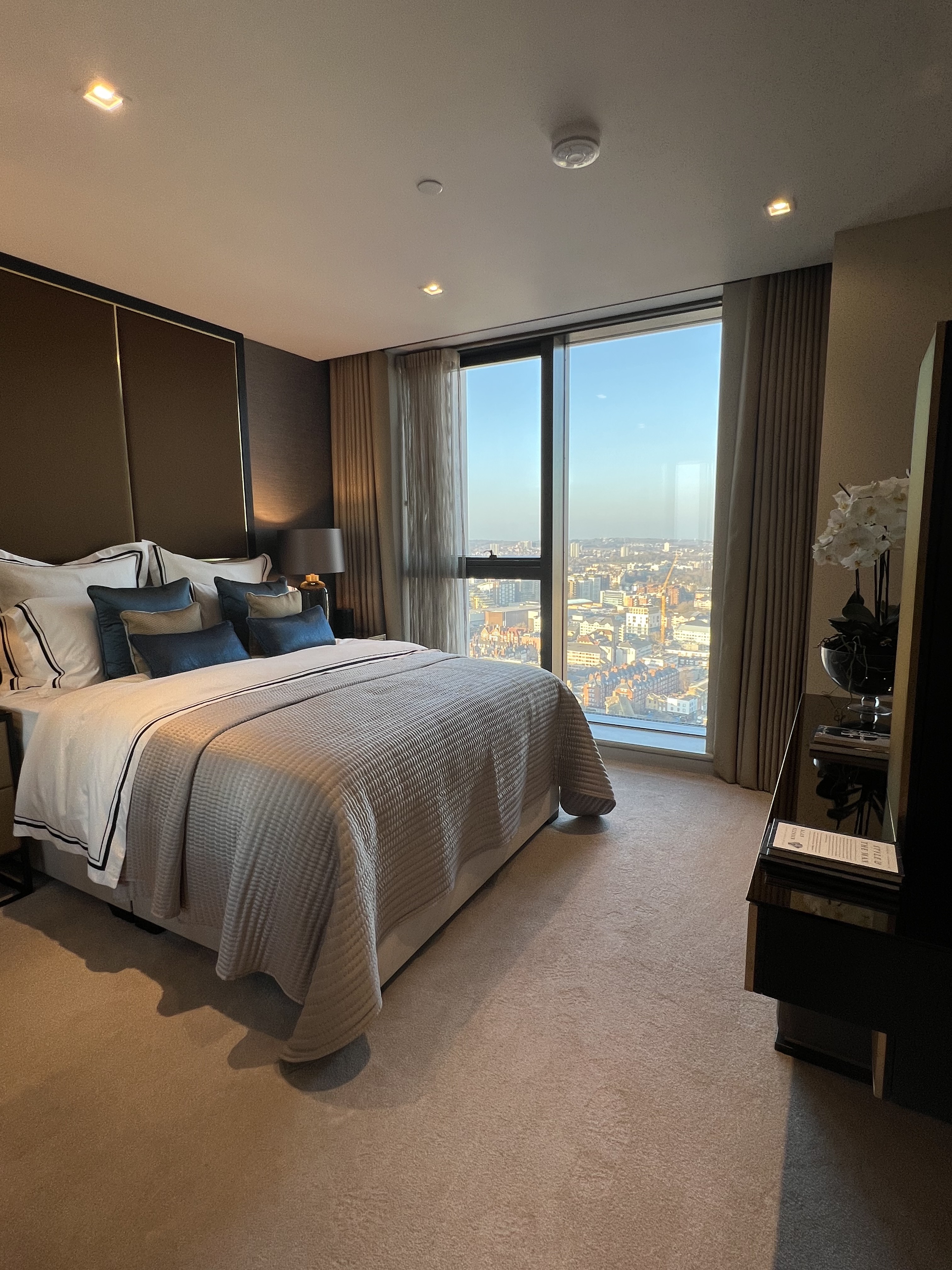 藍莎集團 - 英國樓盤、英國物業代理 | 英國買樓置業一站式服務