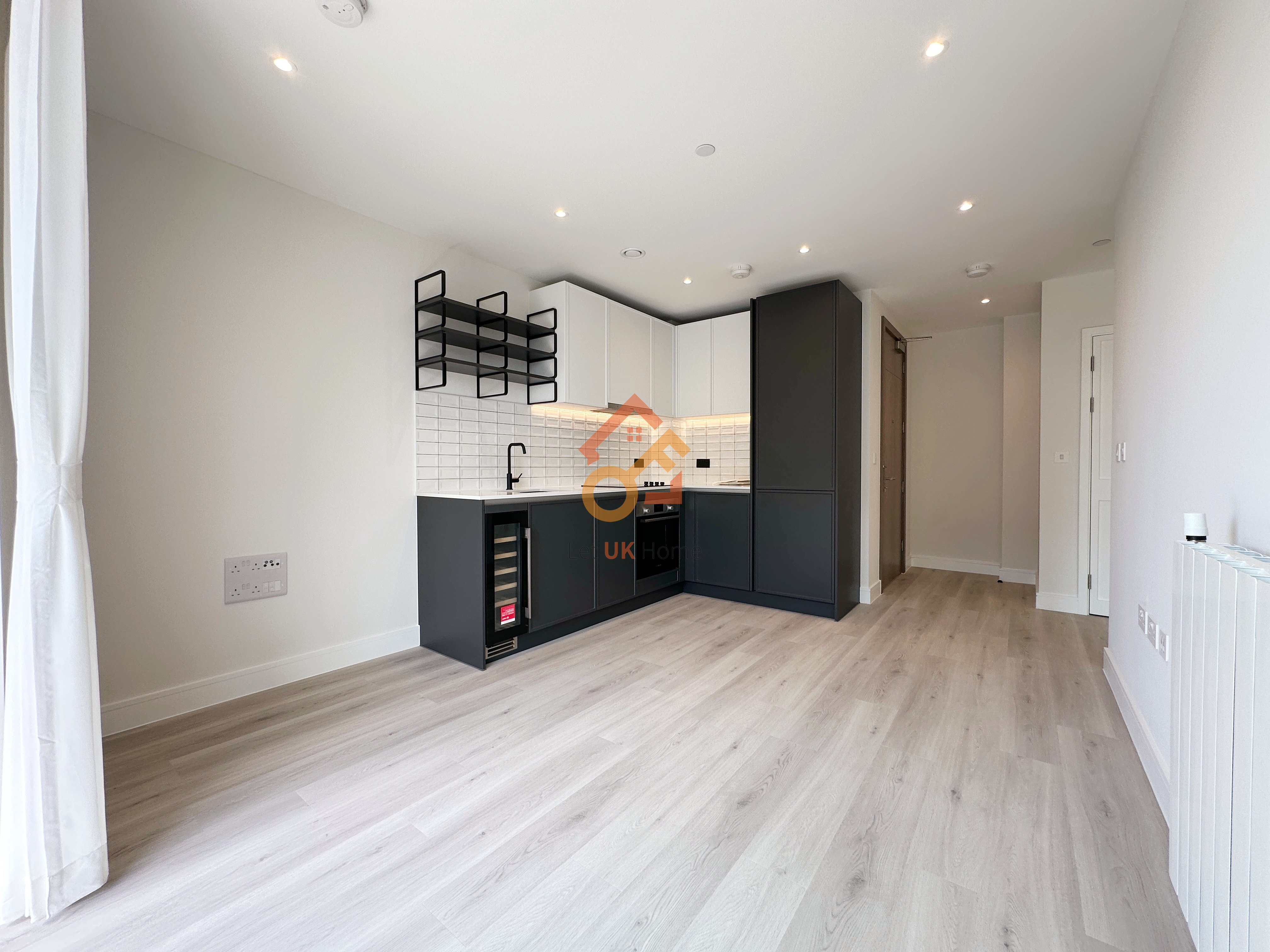 Lansha Group - UK Real Estate, UK Property Agency | One stop shop for buying and purchasing properties in the UK