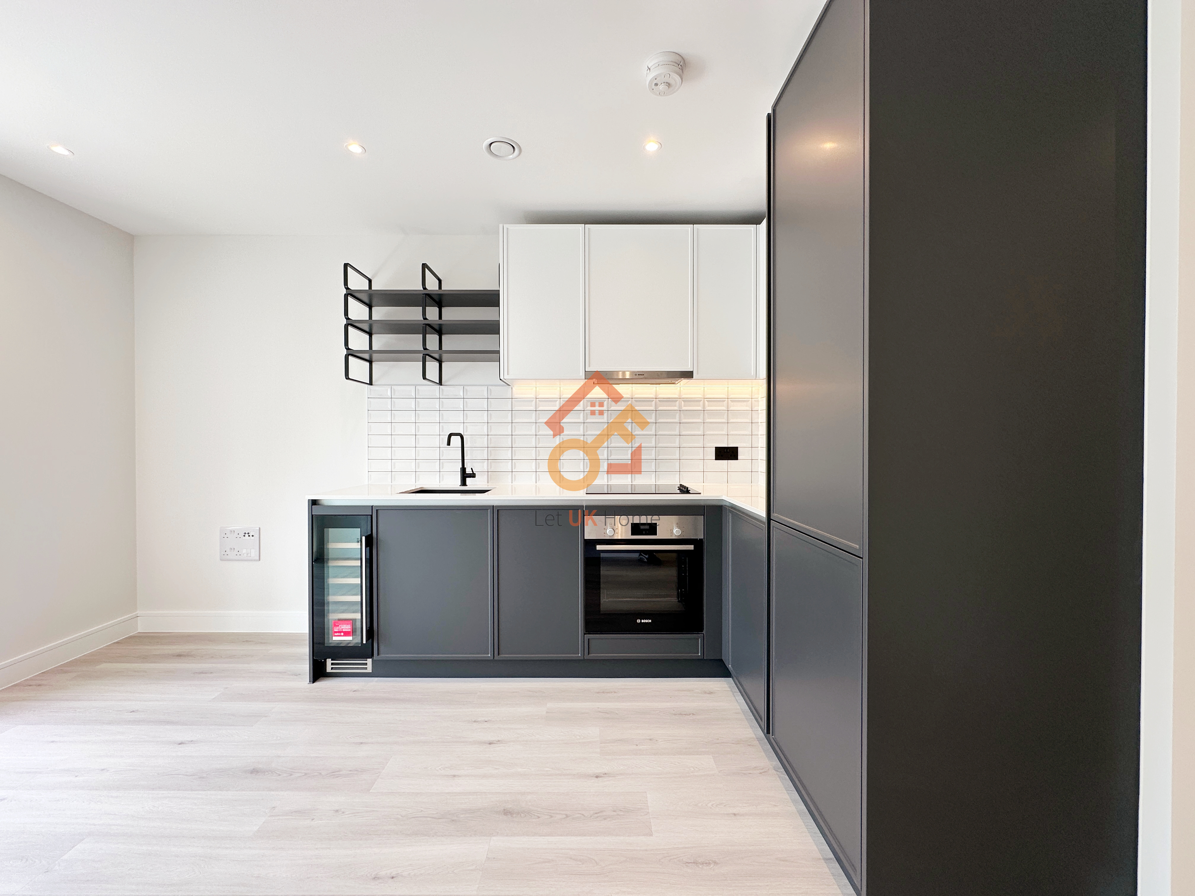 Lansha Group - UK Real Estate, UK Property Agency | One stop shop for buying and purchasing properties in the UK