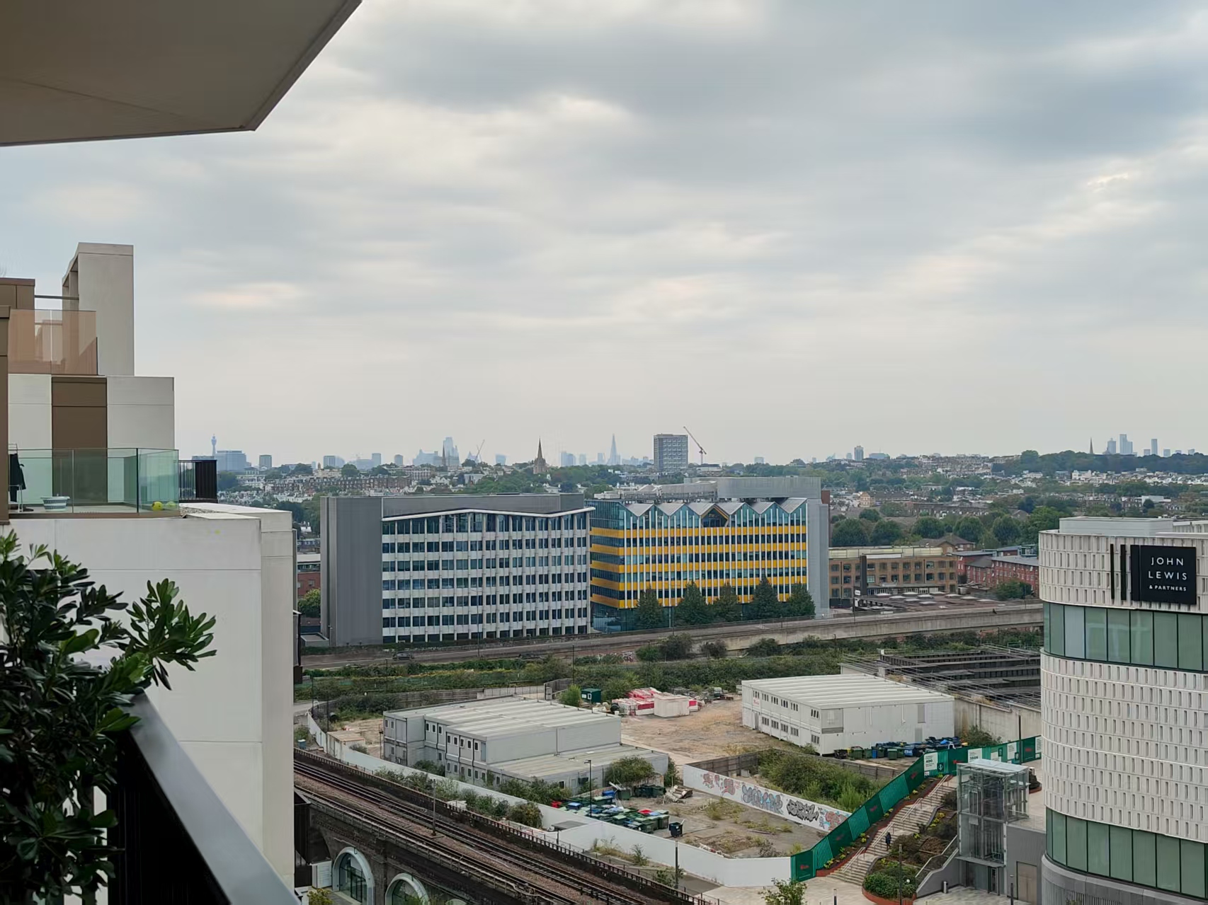 伦敦·柏郦 White City Living 找房实拍