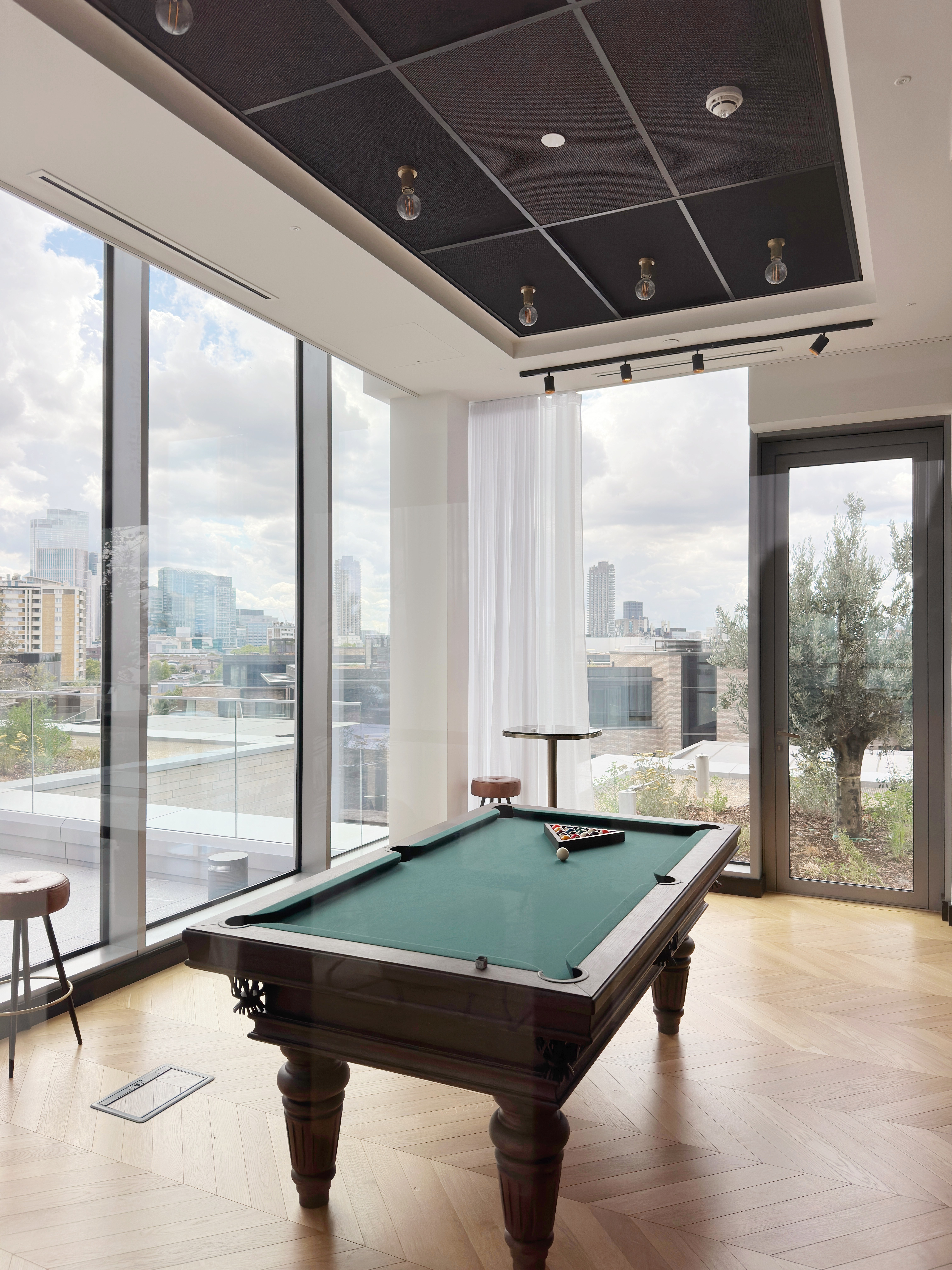 藍莎集團 - 英國樓盤、英國物業代理 | 英國買樓置業一站式服務