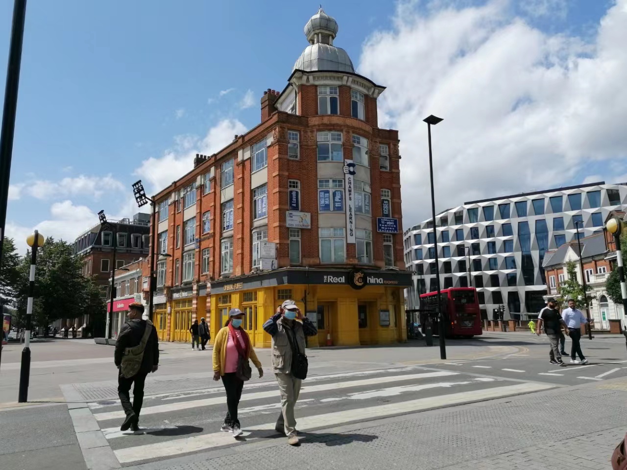 伦敦·兰普顿公馆 Lampton Parkside 配套