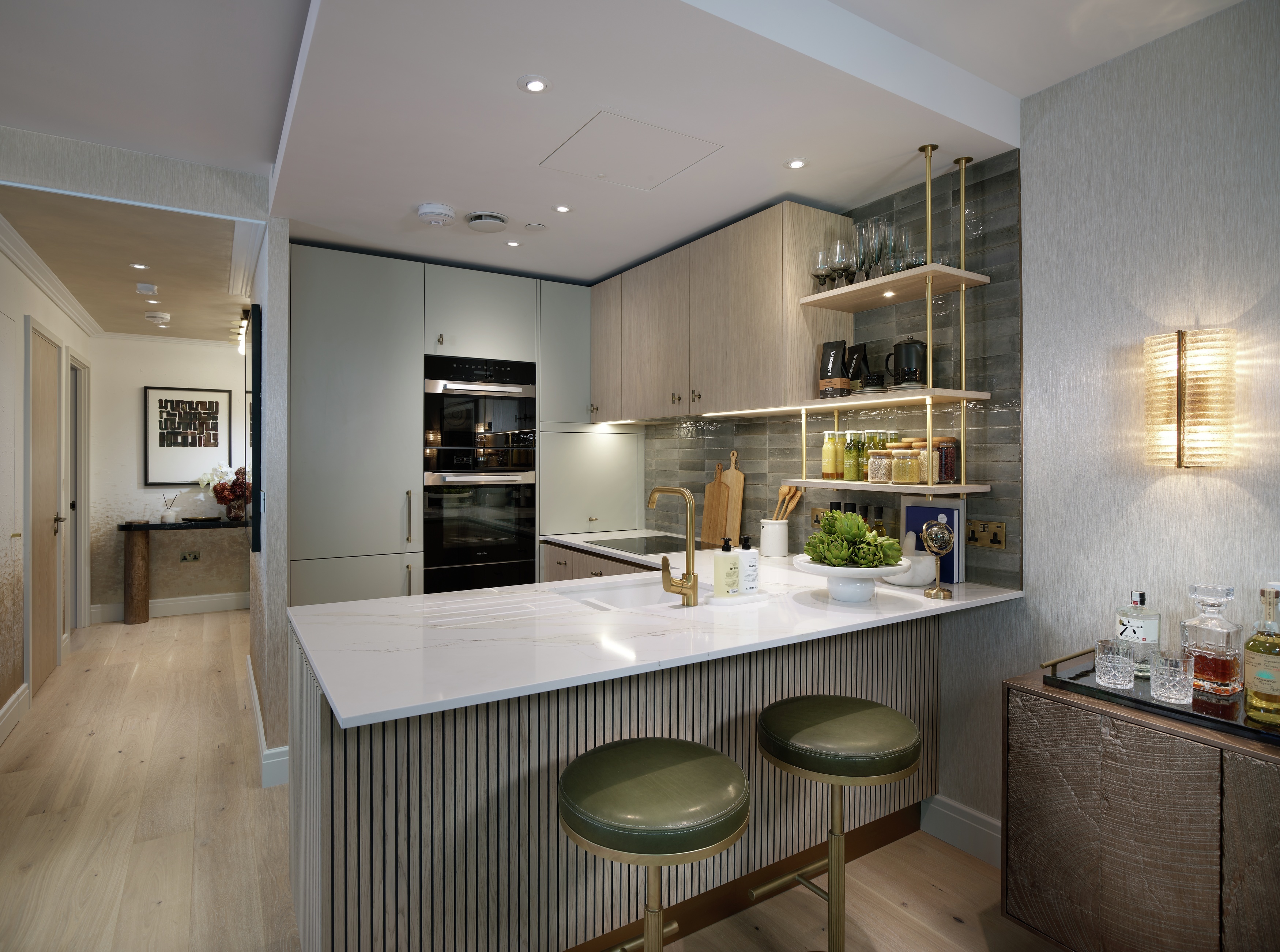 Lansha Group - UK Real Estate, UK Property Agency | One stop shop for buying and purchasing properties in the UK