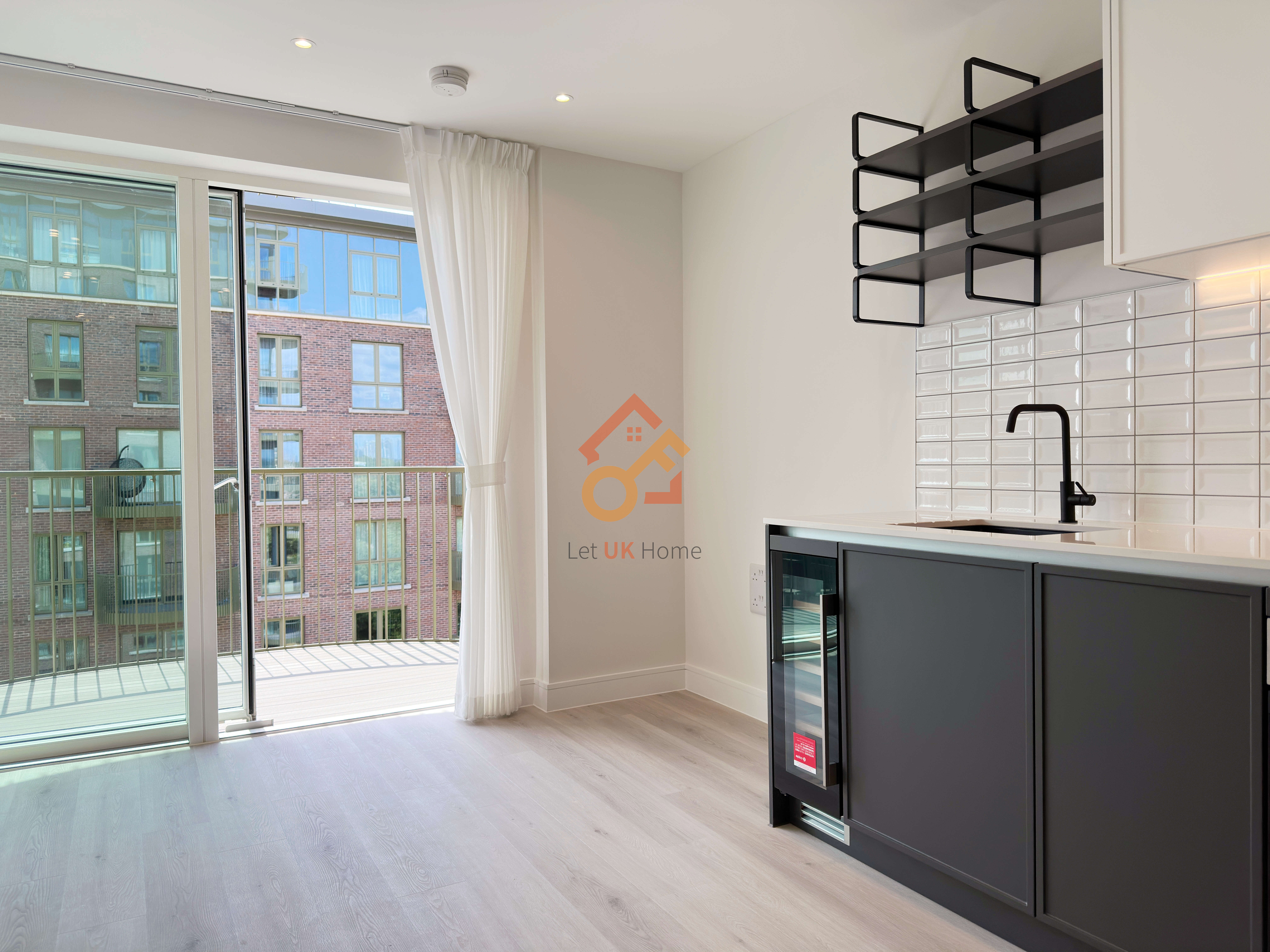 Lansha Group - UK Real Estate, UK Property Agency | One stop shop for buying and purchasing properties in the UK