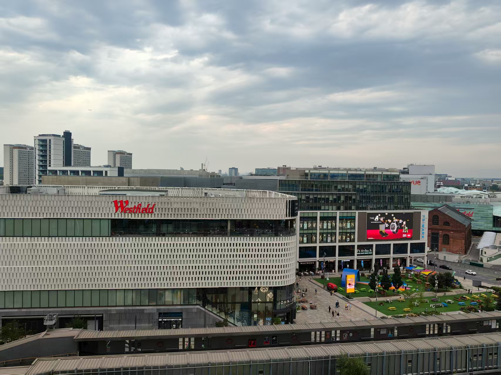 伦敦·柏郦 White City Living 找房实拍