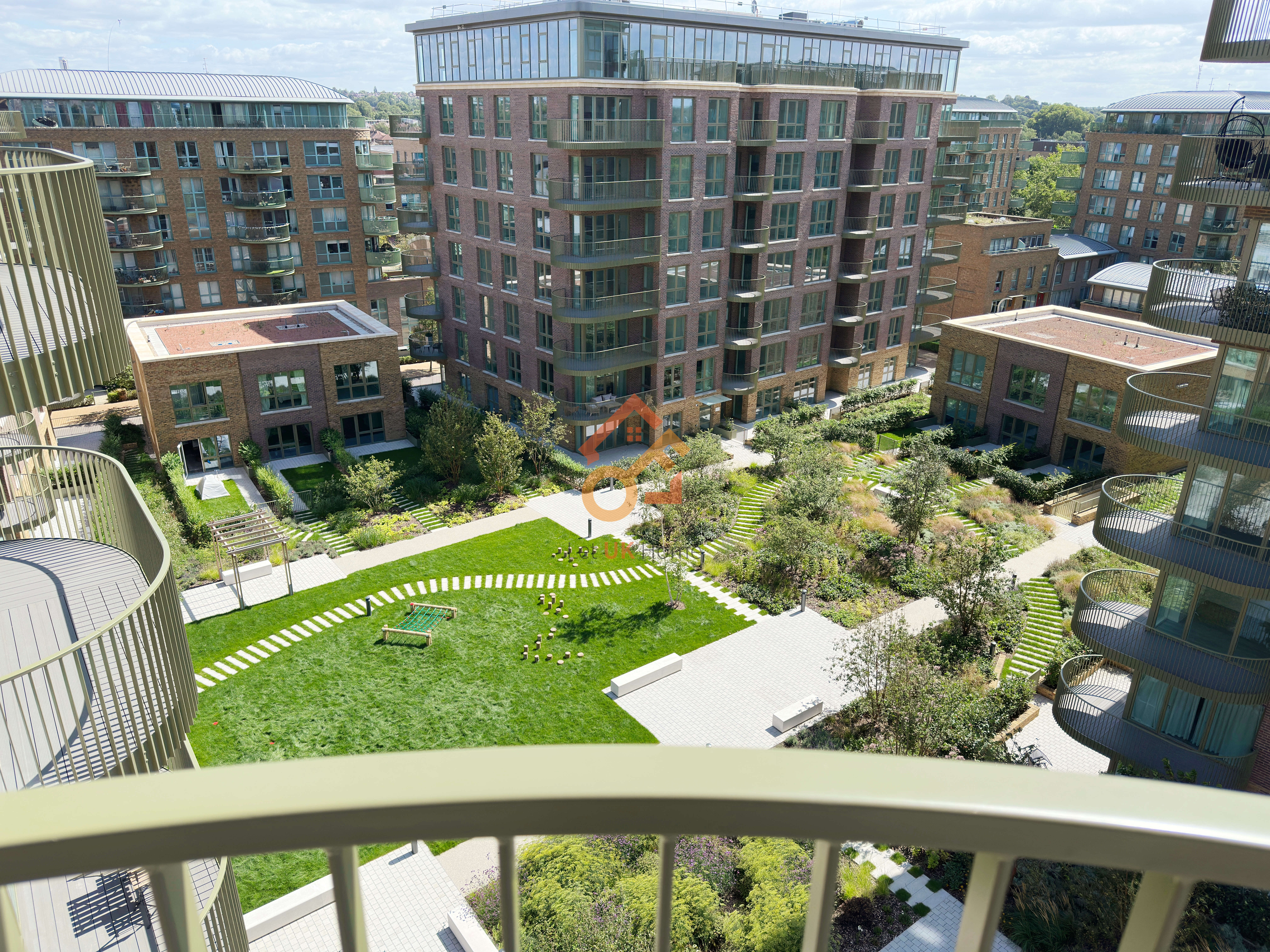 Lansha Group - UK Real Estate, UK Property Agency | One stop shop for buying and purchasing properties in the UK