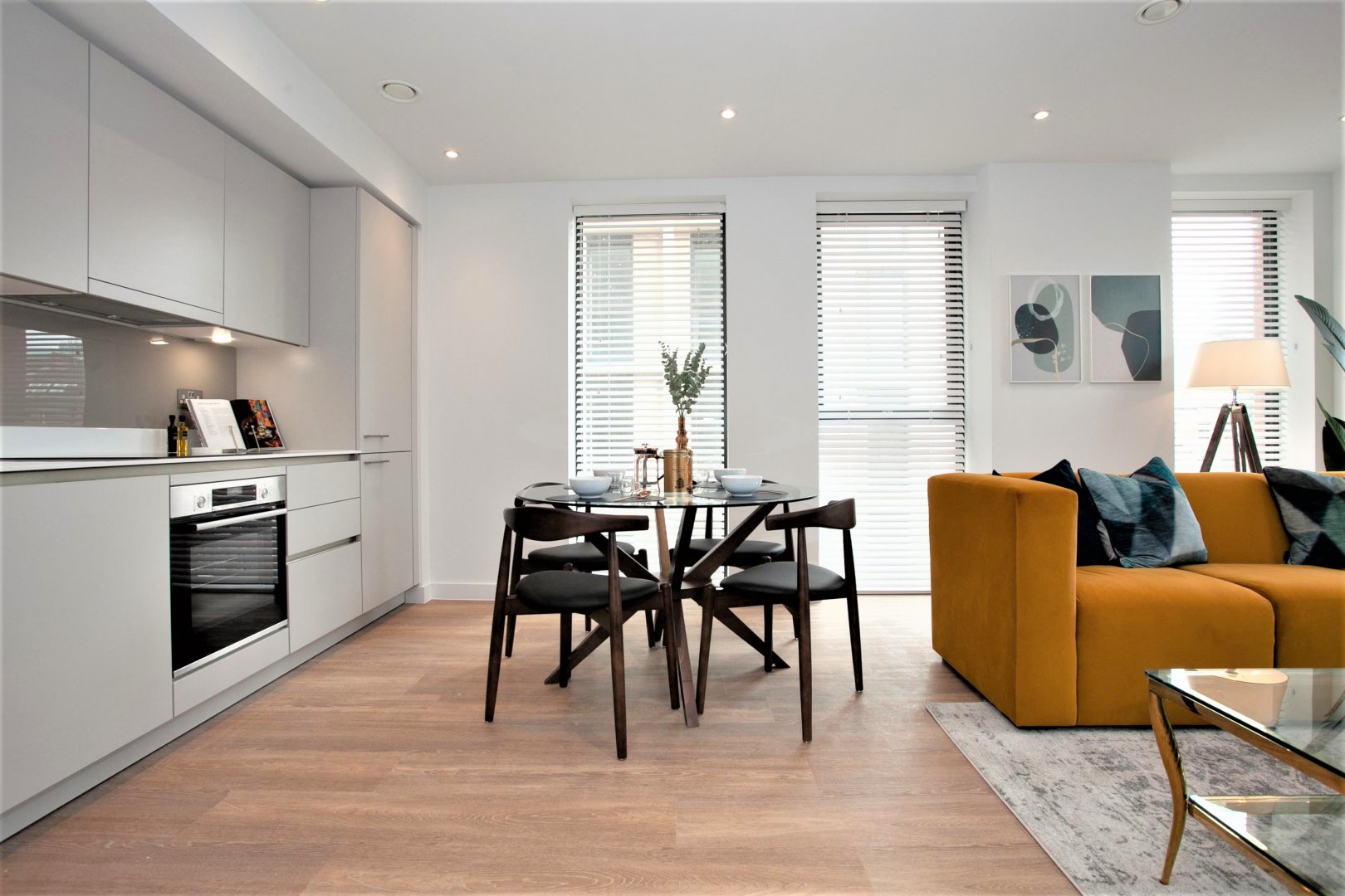 藍莎集團 | 英國置產一站式服務