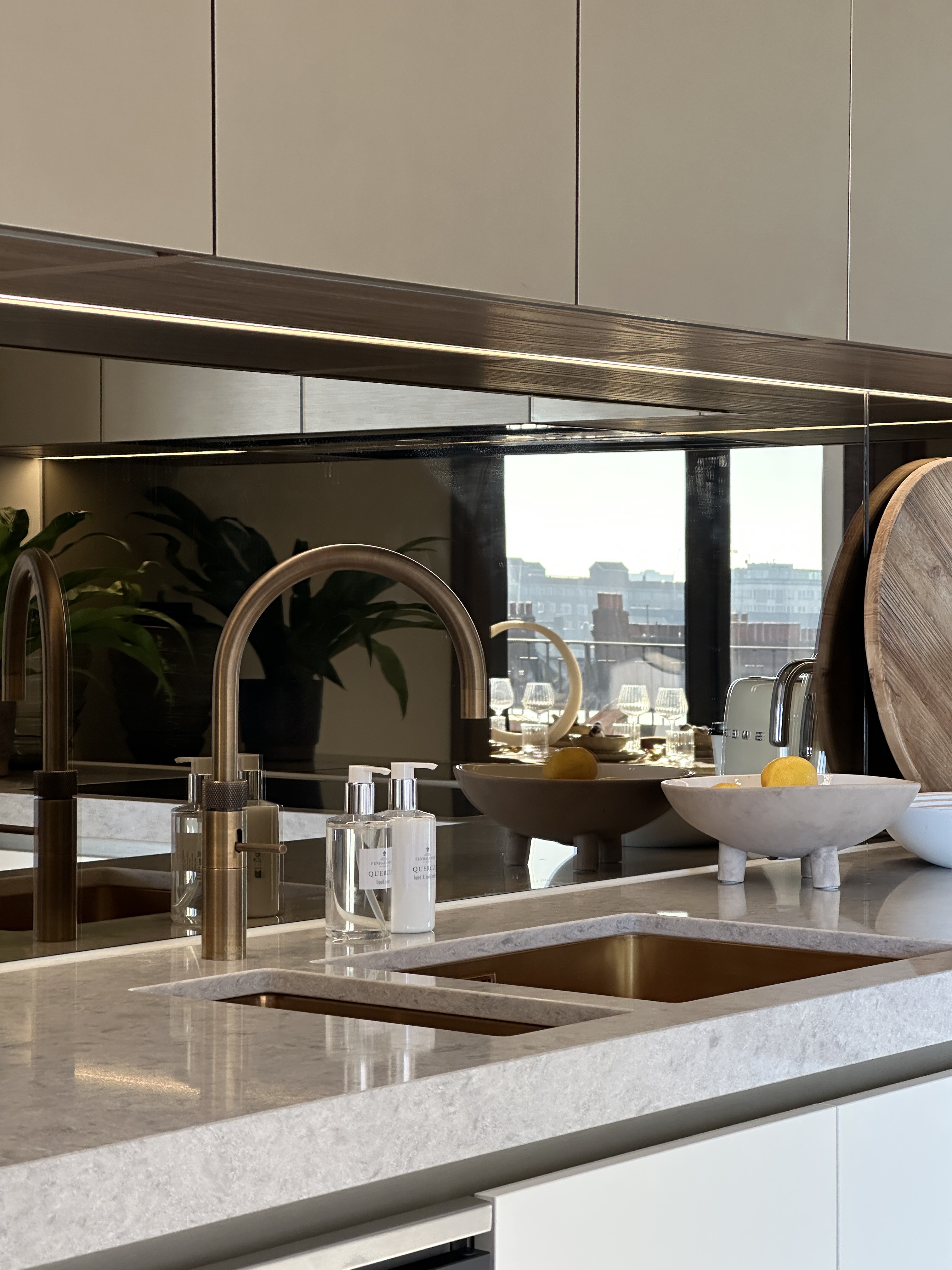 藍莎集團 - 英國樓盤、英國物業代理 | 英國買樓置業一站式服務