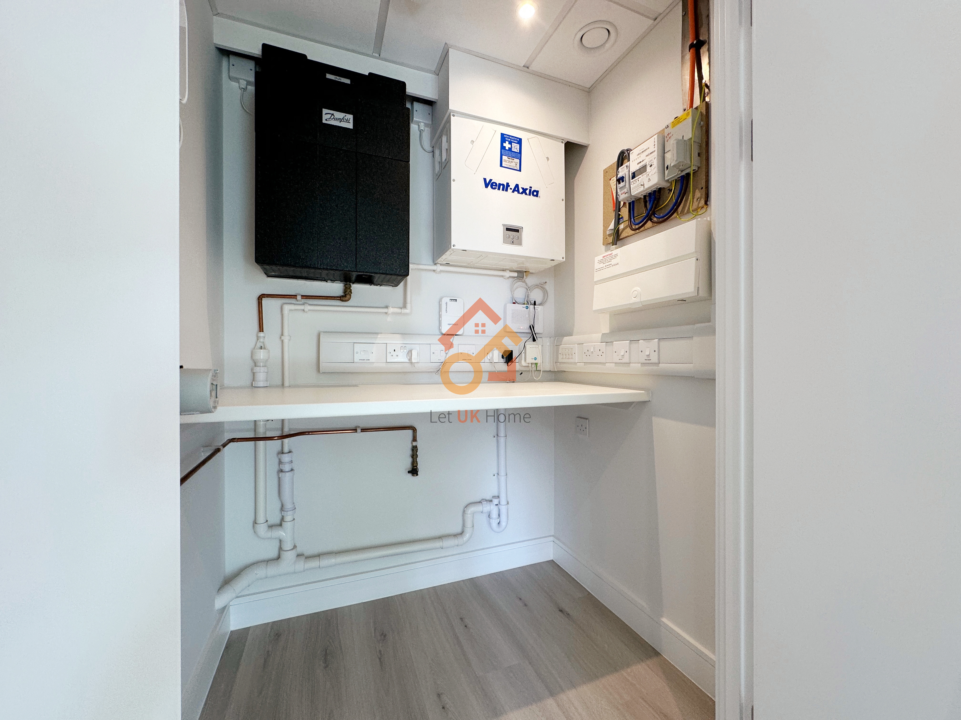 Lansha Group - UK Real Estate, UK Property Agency | One stop shop for buying and purchasing properties in the UK